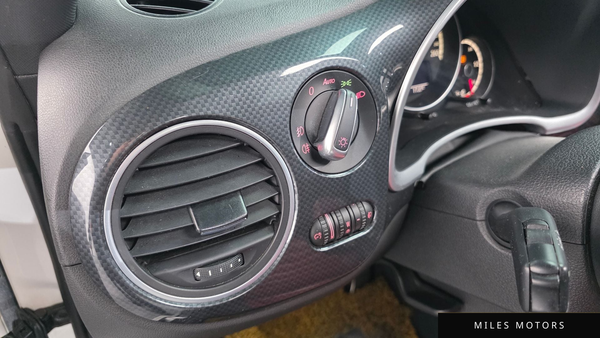 Volkswagen Beetle 2013 — миниатюра 14