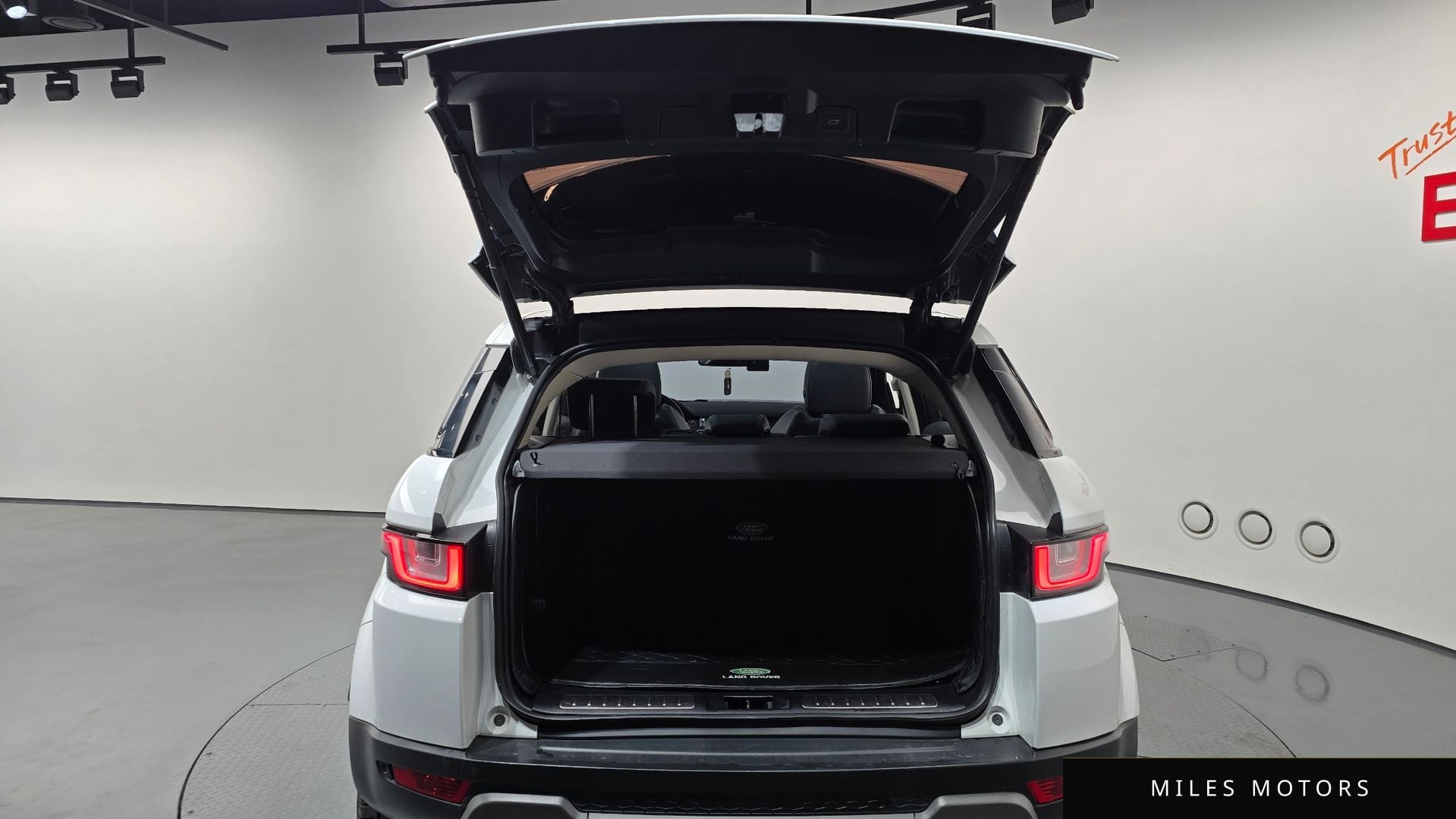 Land Rover Range Rover Evoque 2016 — миниатюра 19