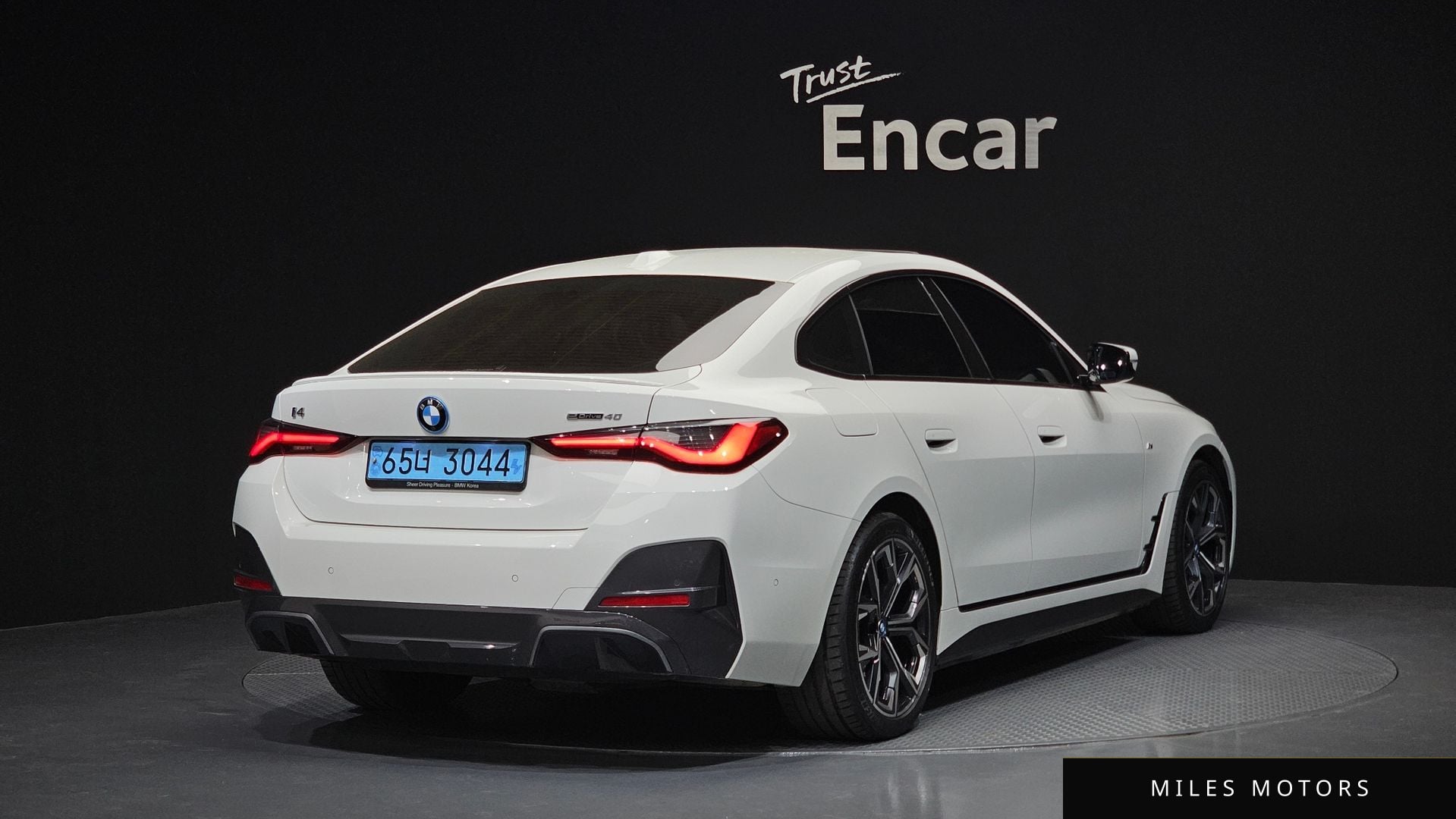 BMW i4 2024 — миниатюра 2