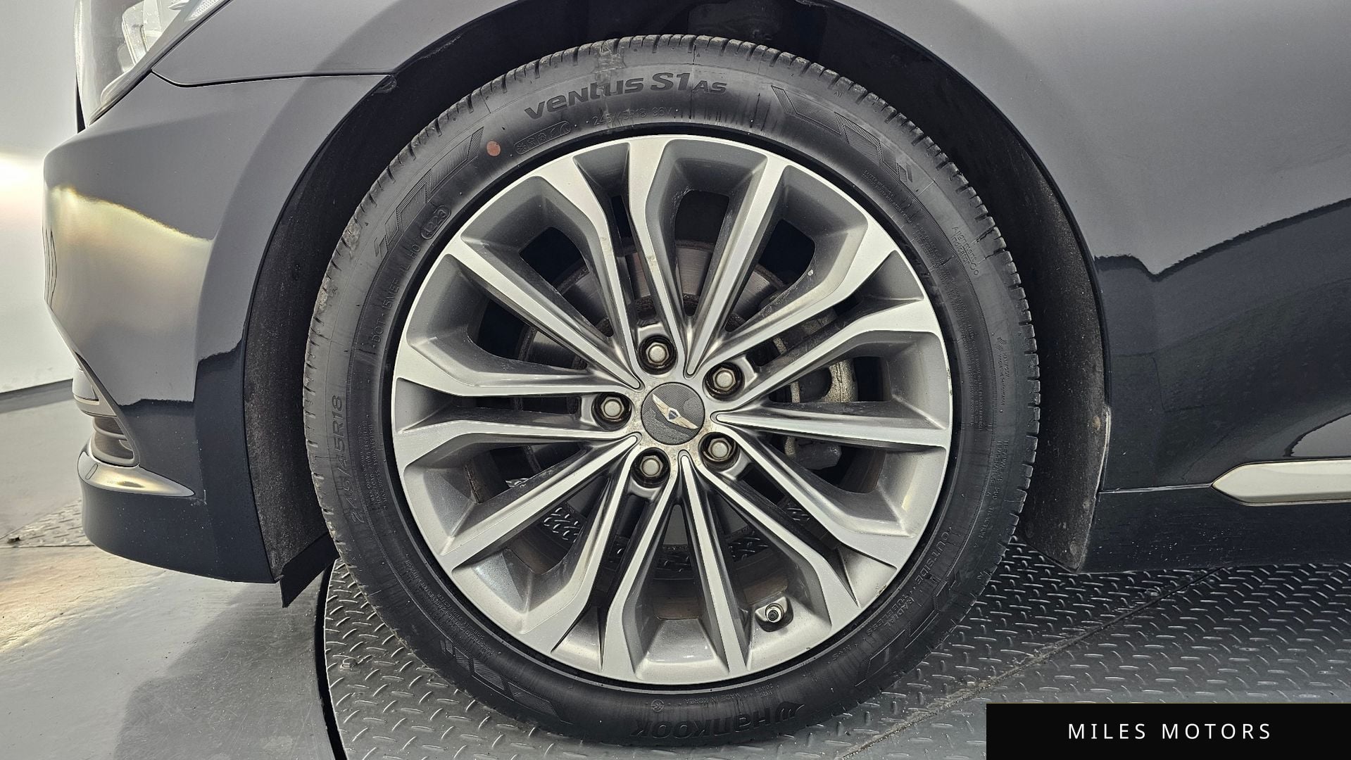 Hyundai Genesis 2015 — миниатюра 5