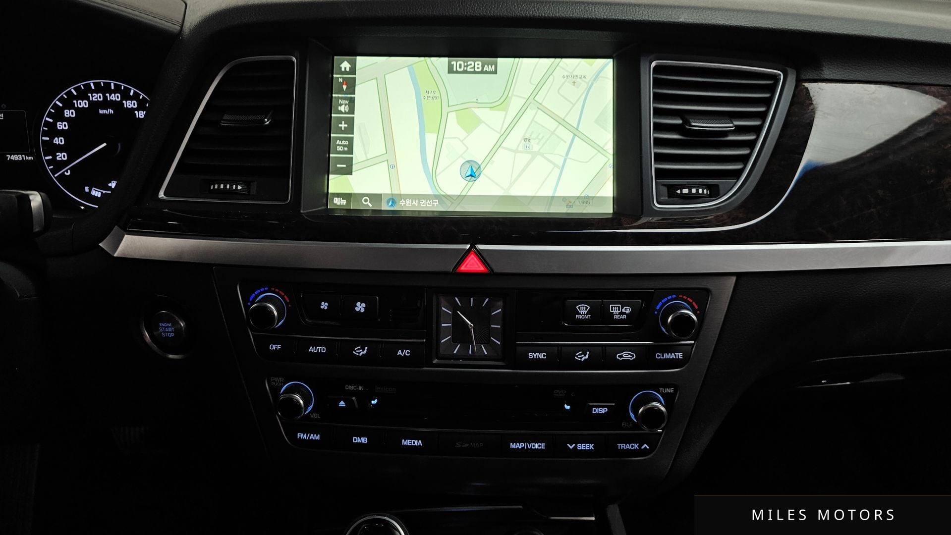 Hyundai Genesis 2015 — миниатюра 18