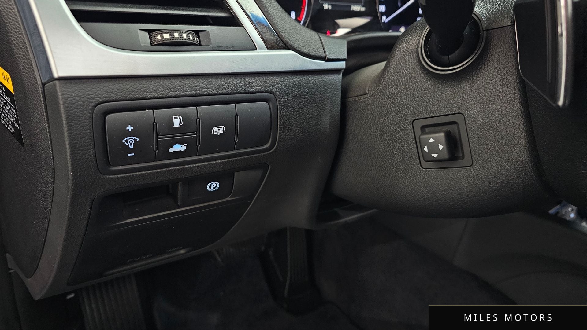 Hyundai Genesis 2015 — миниатюра 26