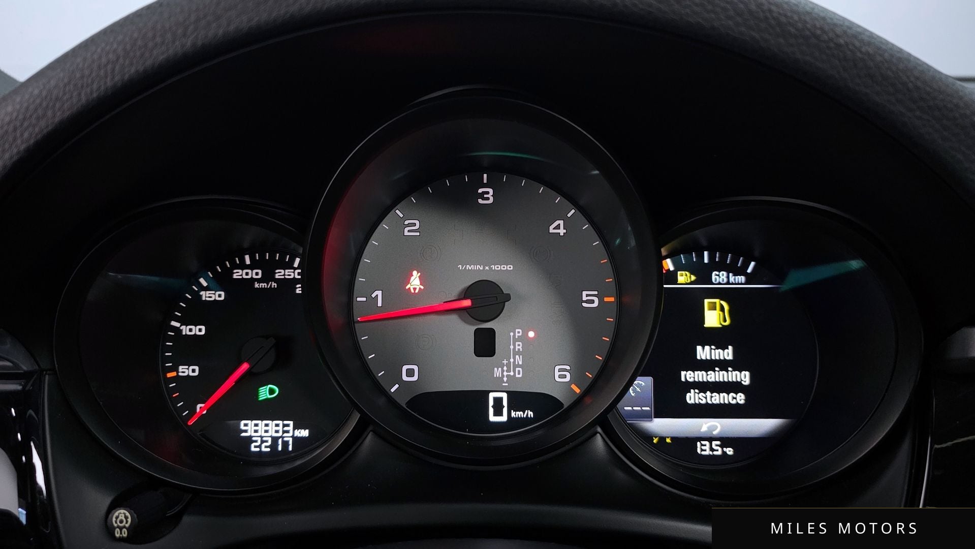 Porsche Macan 2016 — миниатюра 8