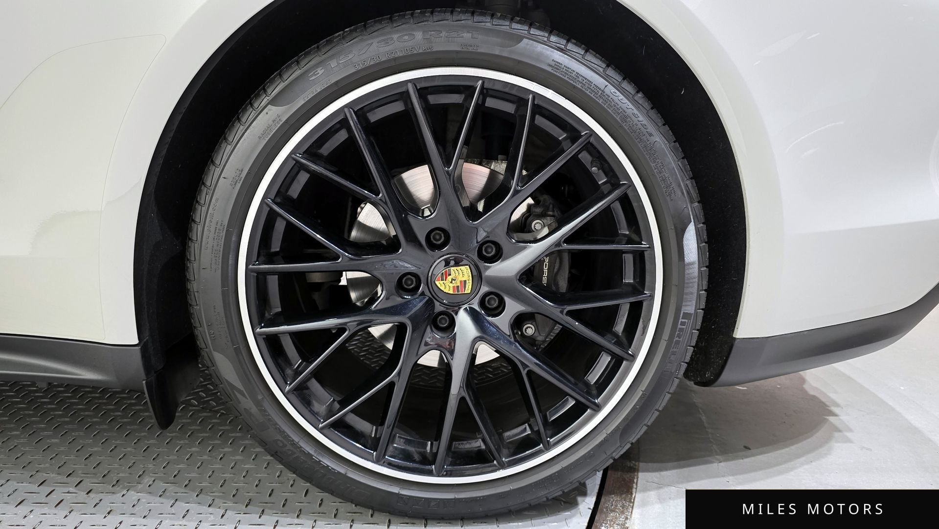 Porsche Panamera 2022 — миниатюра 7