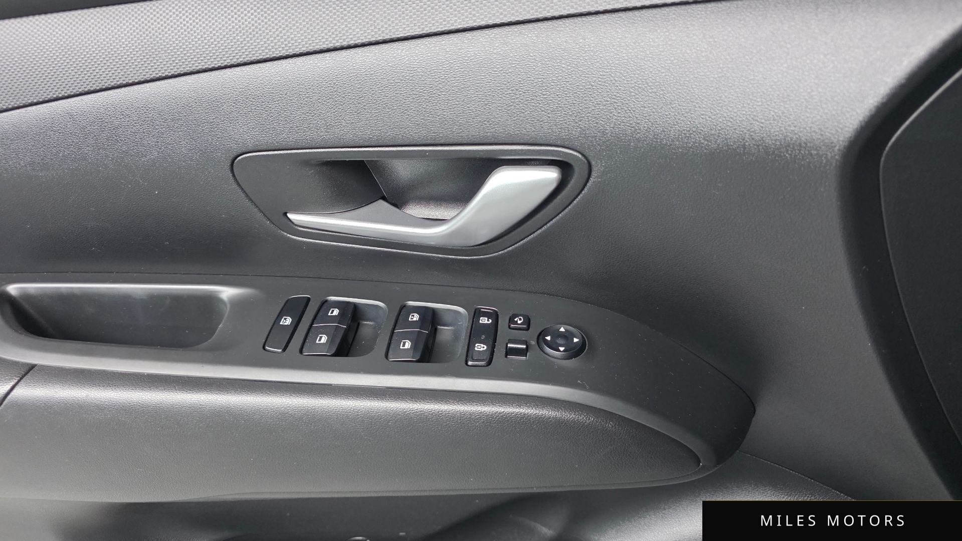 Hyundai Tucson 2022 — миниатюра 11