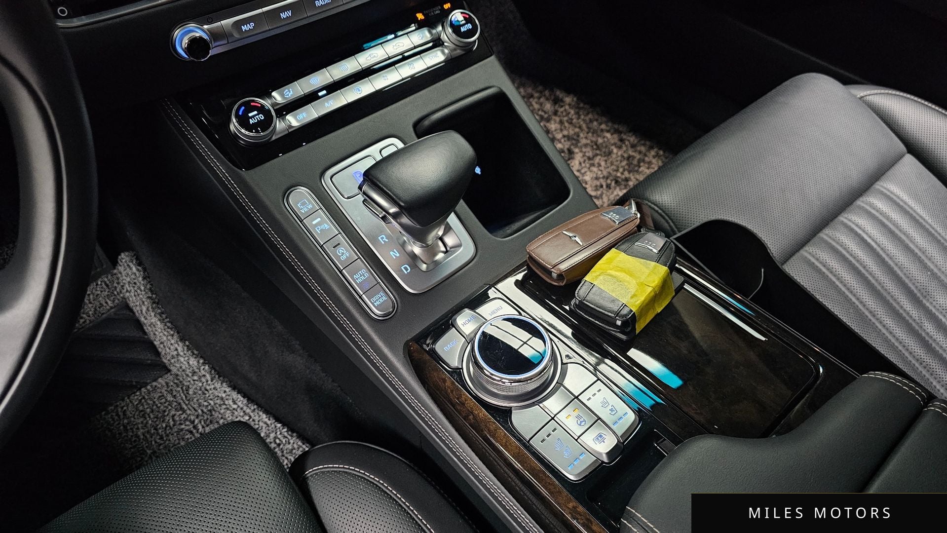 Genesis G90 2019 — миниатюра 12