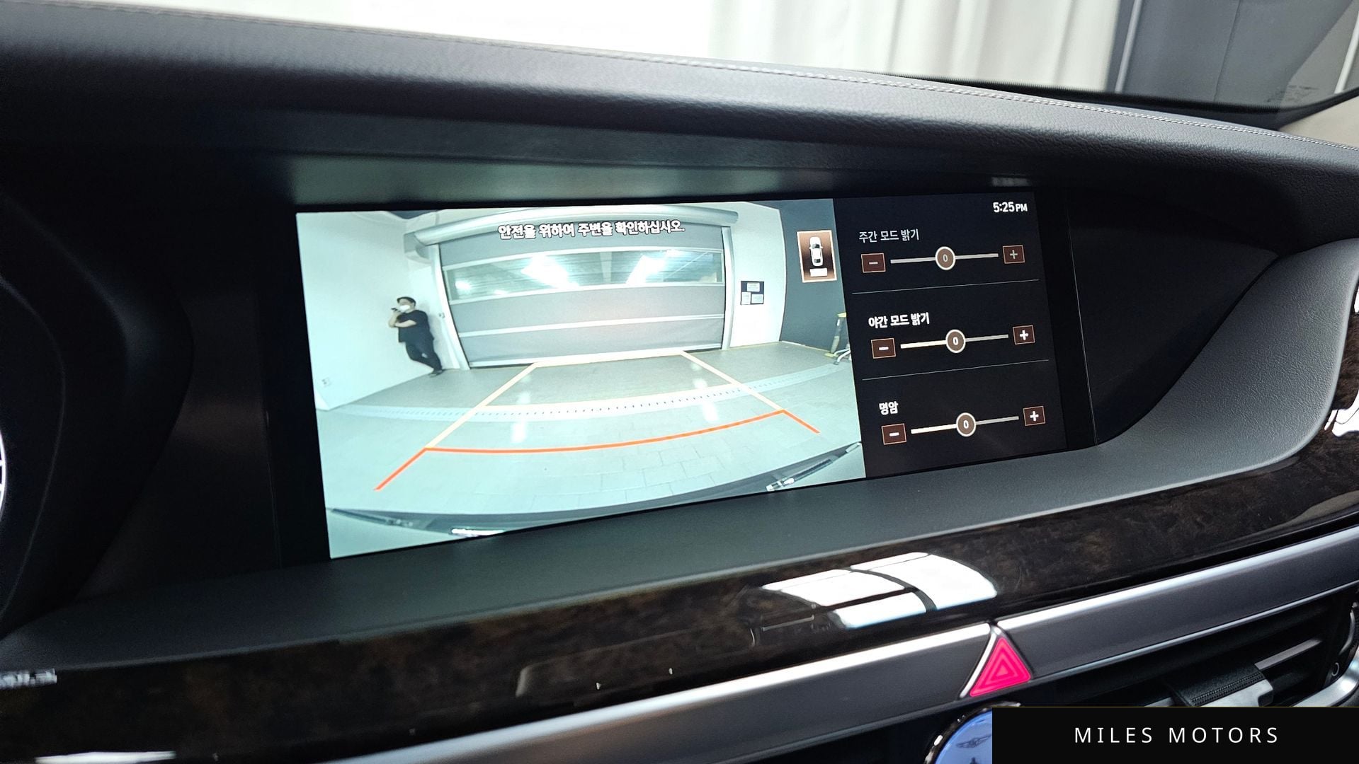 Genesis G90 2019 — миниатюра 21