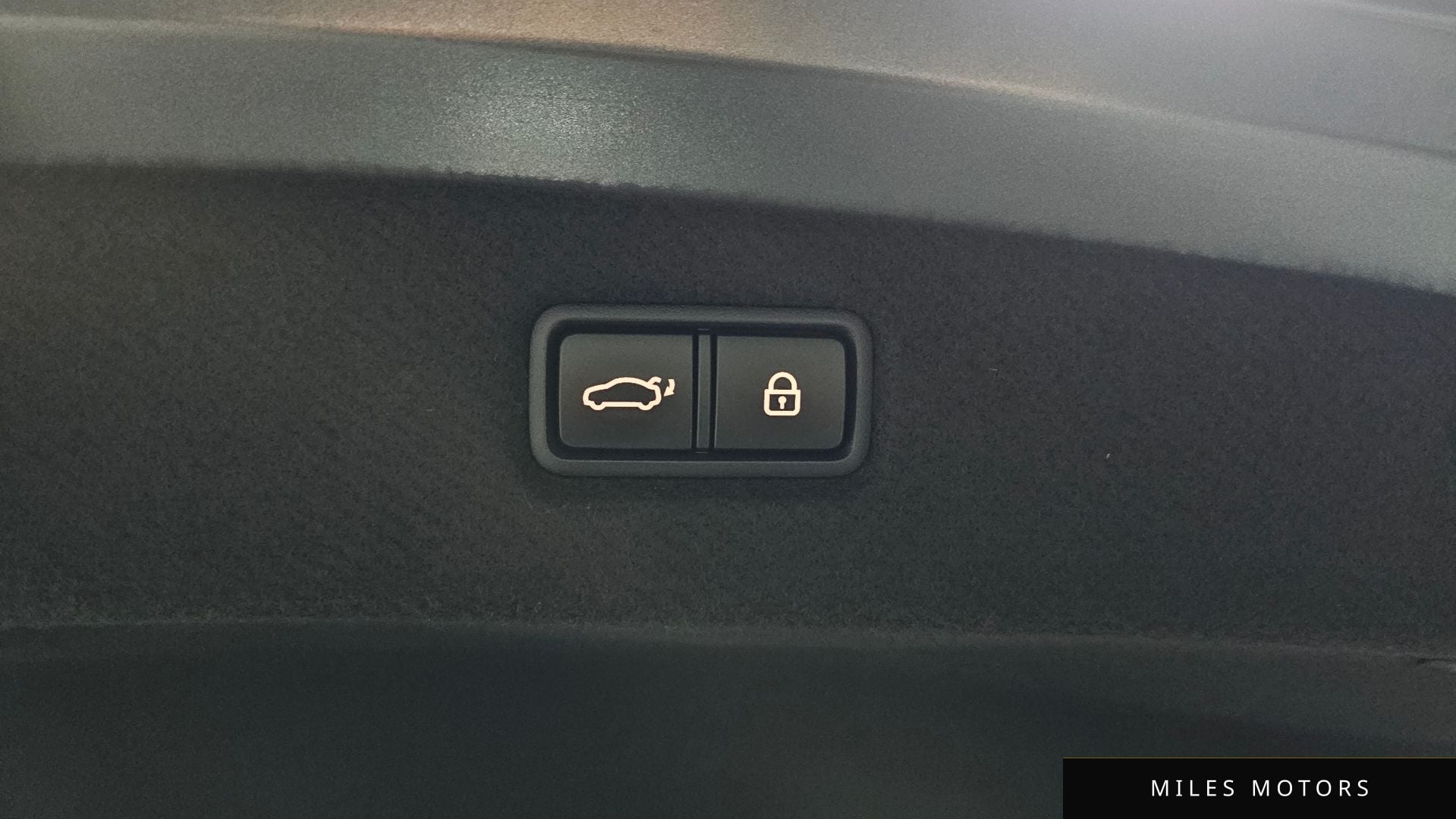 Genesis G90 2019 — миниатюра 26