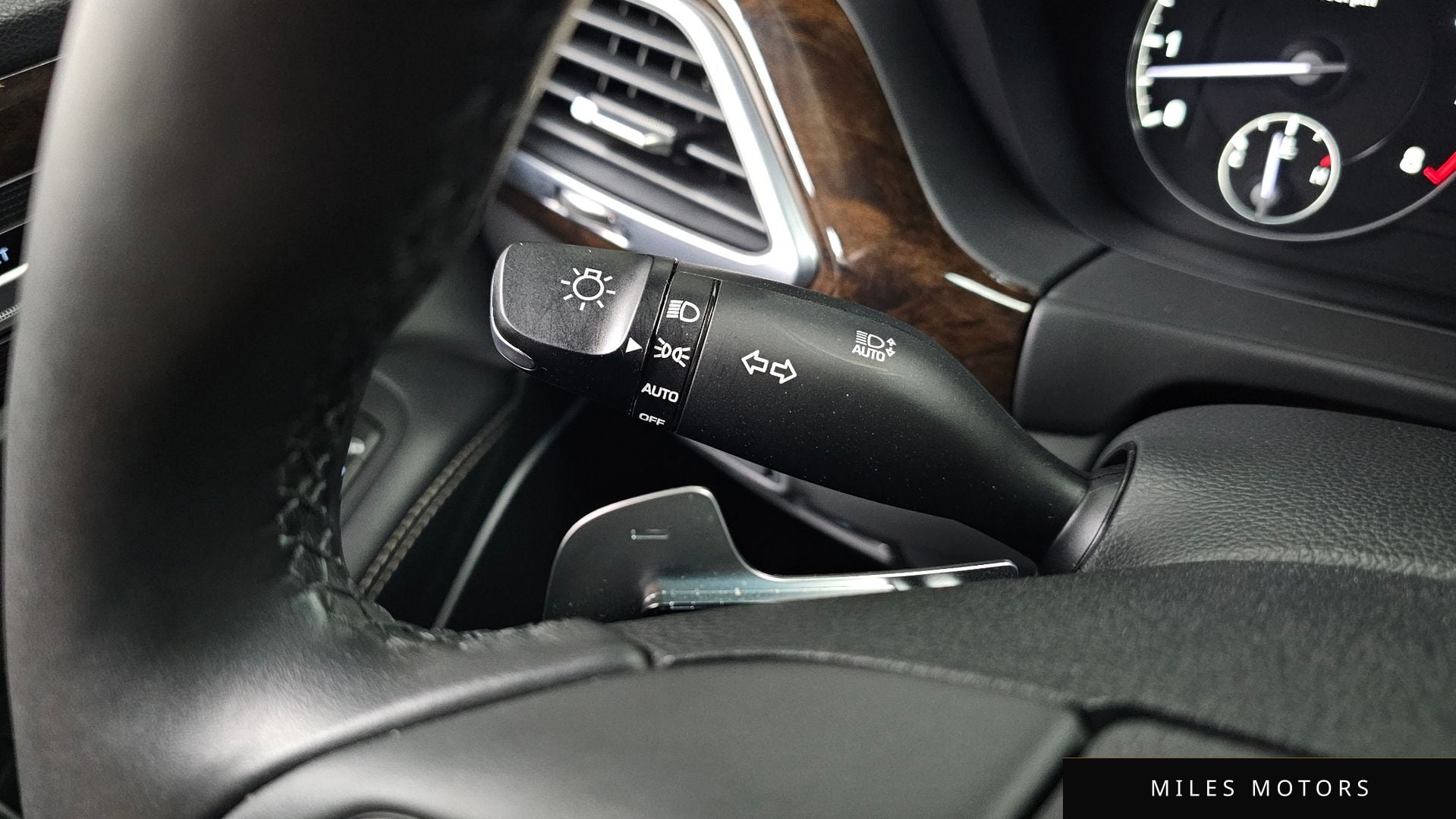 Genesis G90 2019 — миниатюра 30