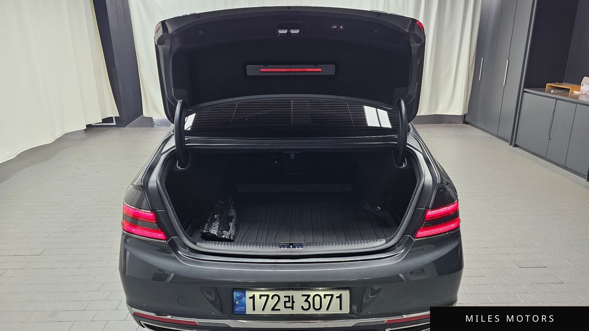 Genesis G90 2019 — миниатюра 32