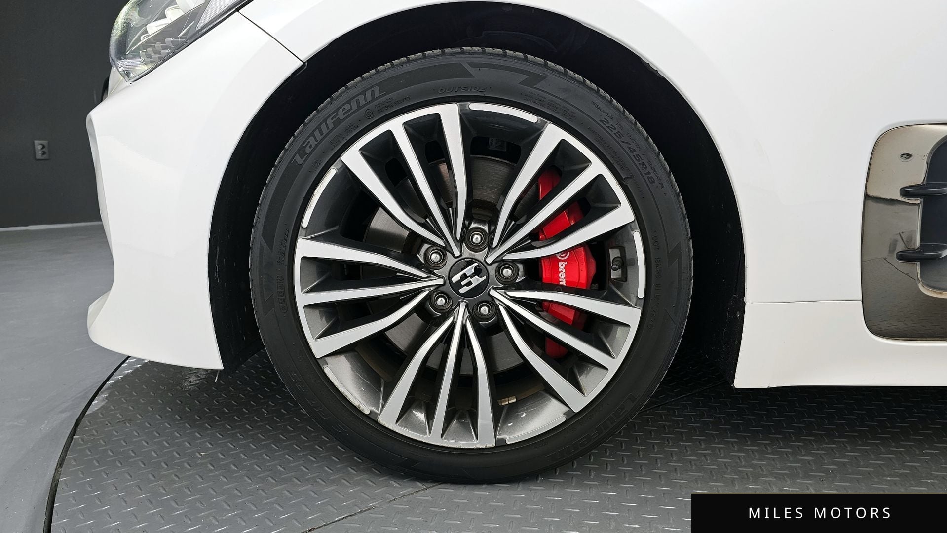 Kia Stinger 2018 — миниатюра 5