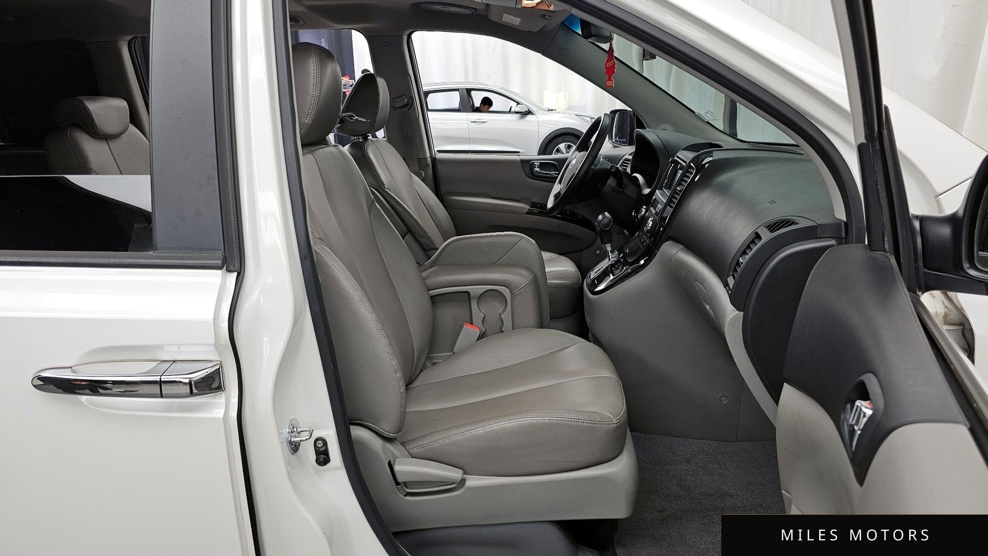 Kia Canival 2013 — миниатюра 11