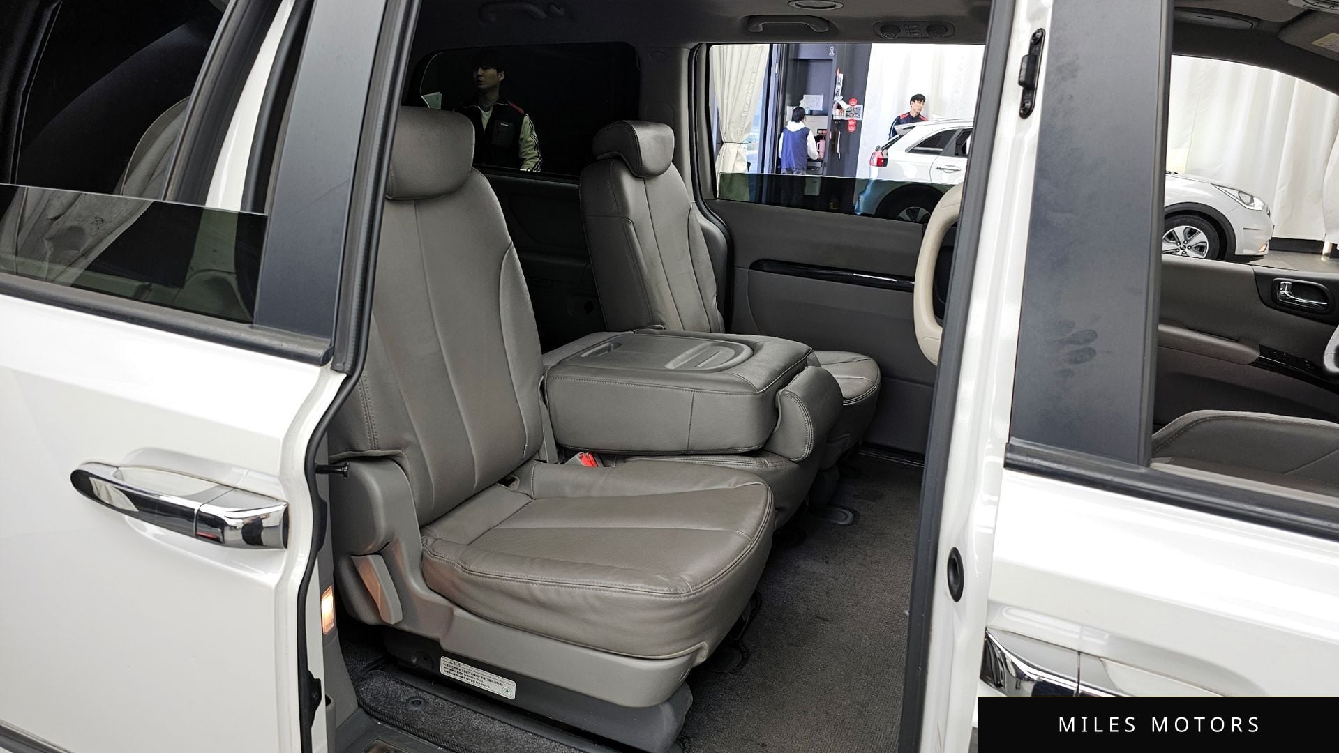 Kia Canival 2013 — миниатюра 12