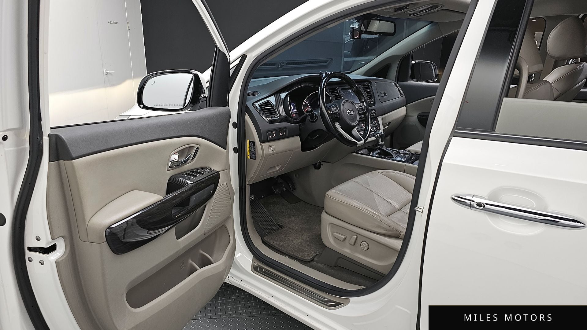 Kia Canival 2018 — миниатюра 13
