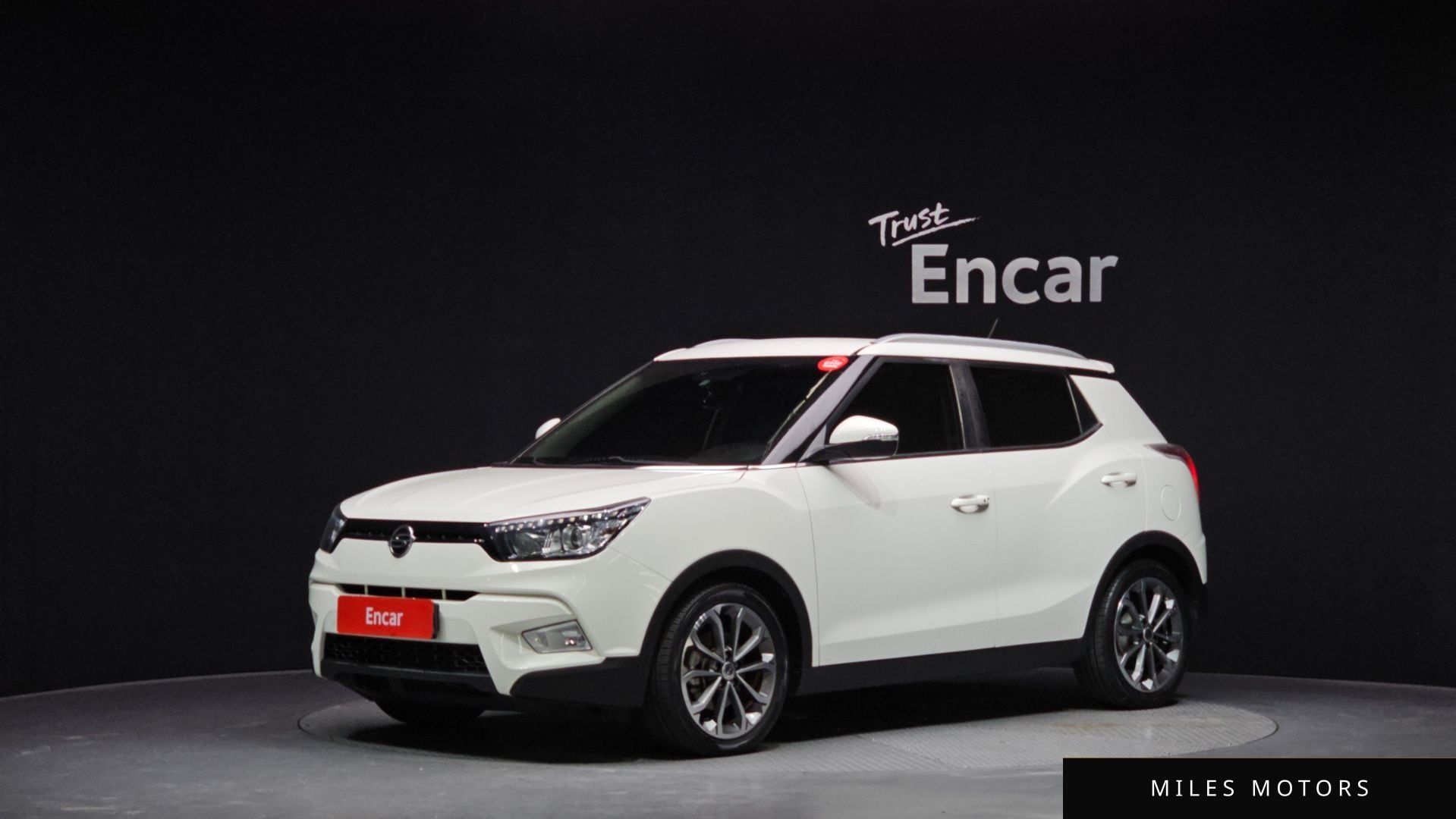 KG Mobility Tivoli 2017 — фото 1 из 12