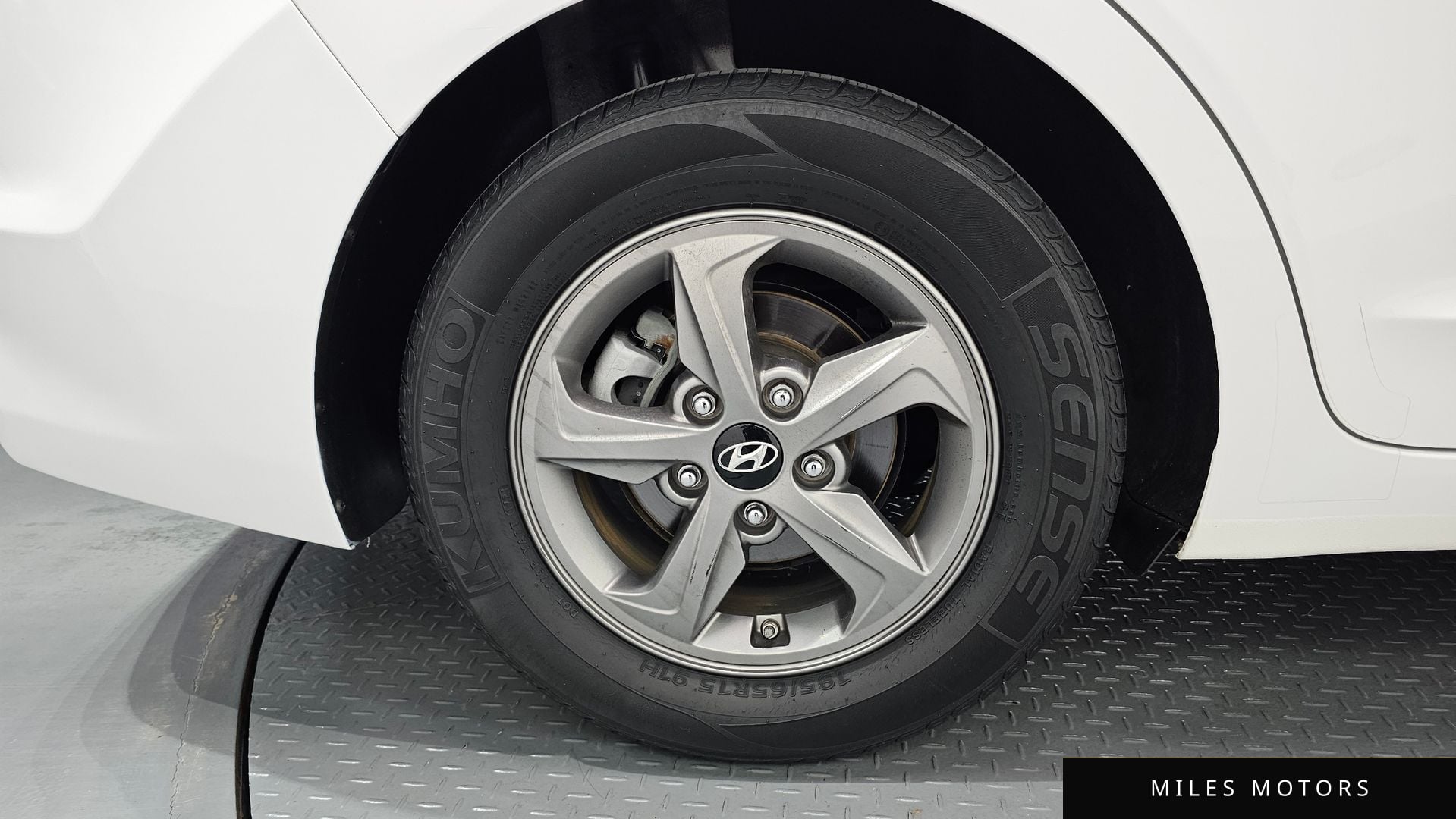 Hyundai AVANTE 2018 — миниатюра 5