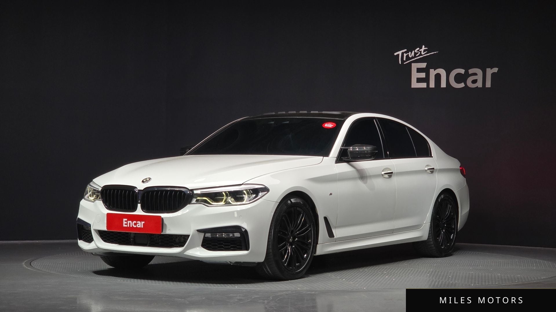 BMW 5 Series (G30) 2018 — миниатюра 2