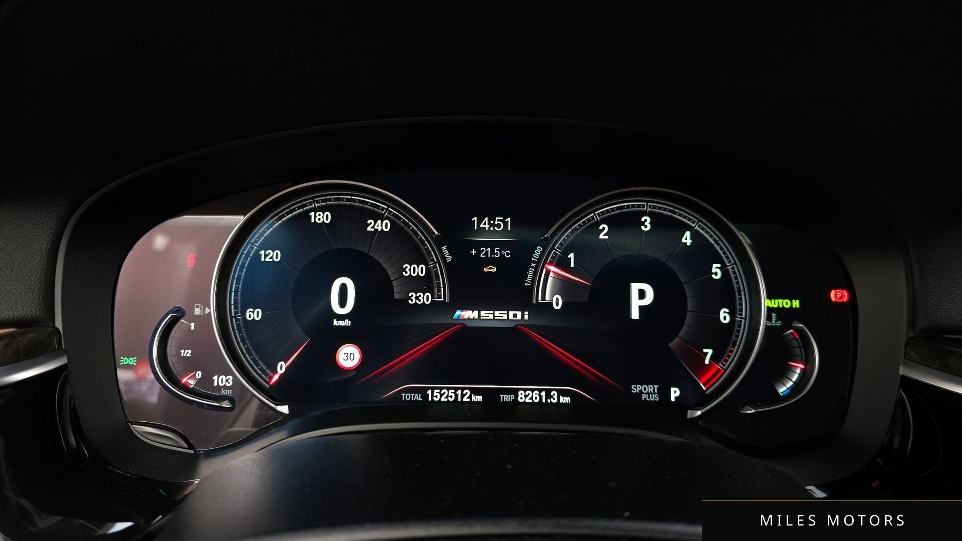 BMW 5 Series (G30) 2018 — миниатюра 8