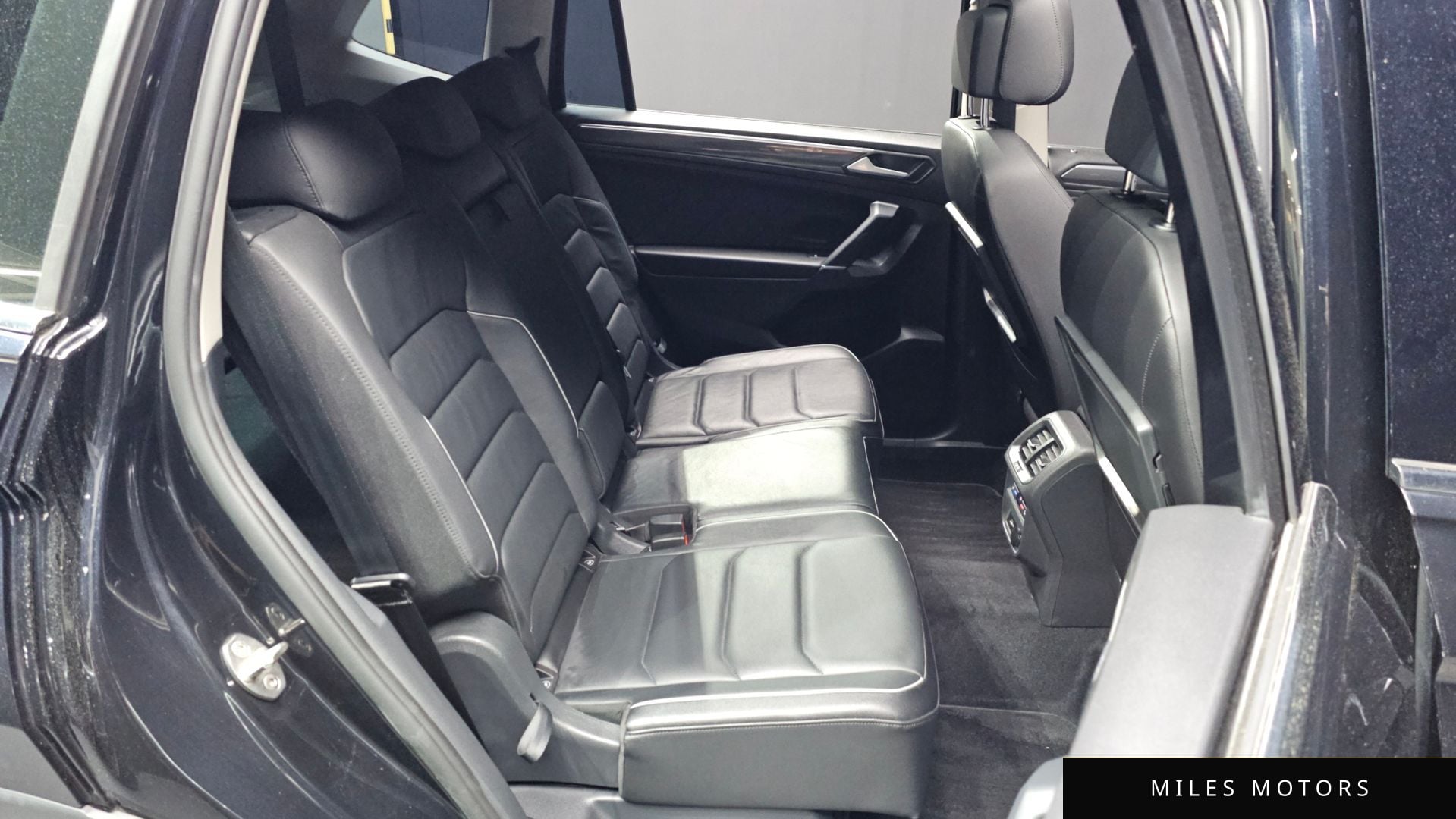 Volkswagen Tiguan 2020 — миниатюра 12