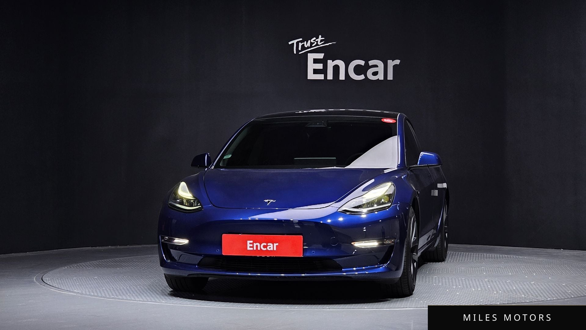Tesla Model 3 2022 — миниатюра 3