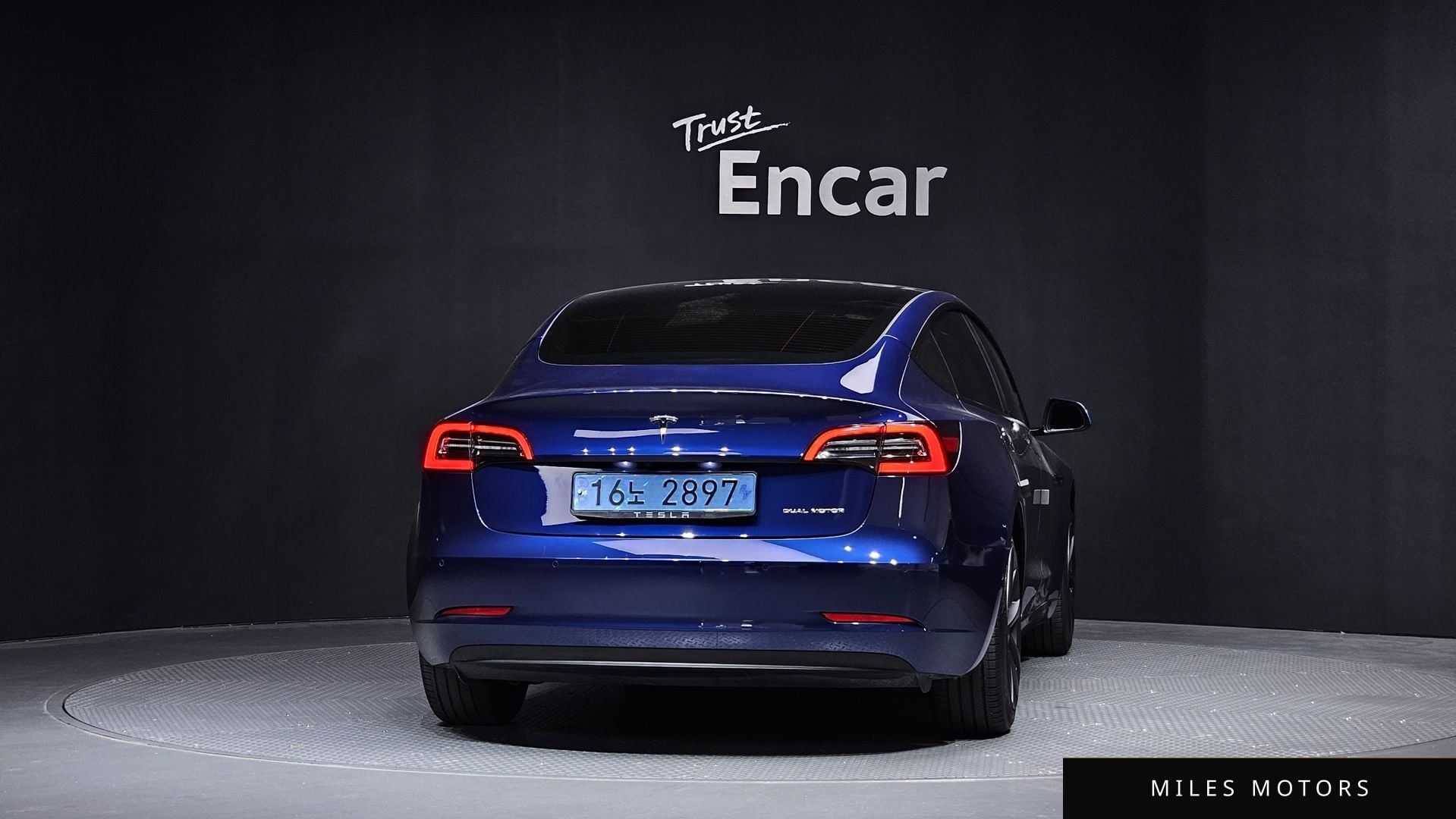 Tesla Model 3 2022 — миниатюра 4