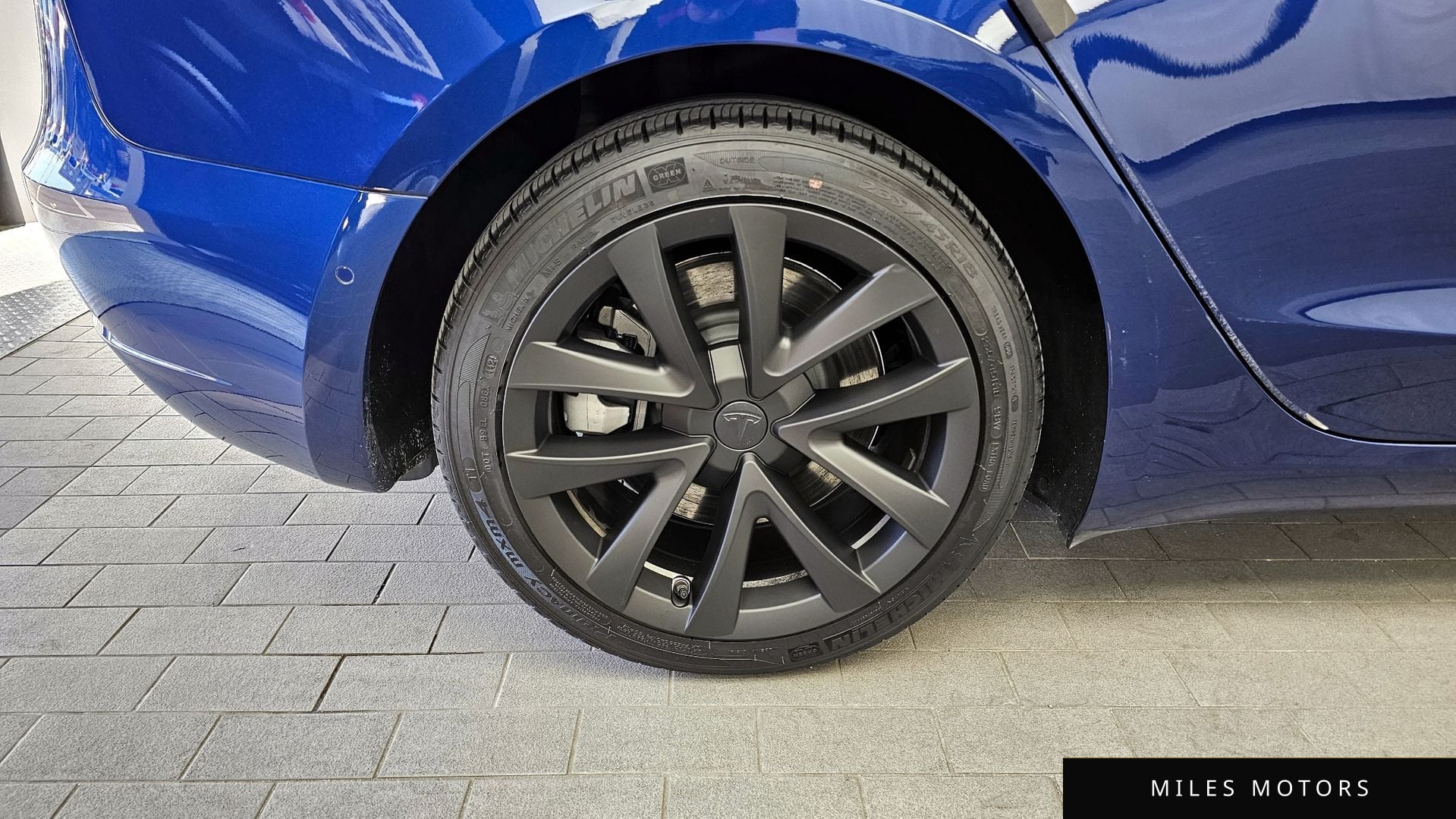 Tesla Model 3 2022 — миниатюра 5