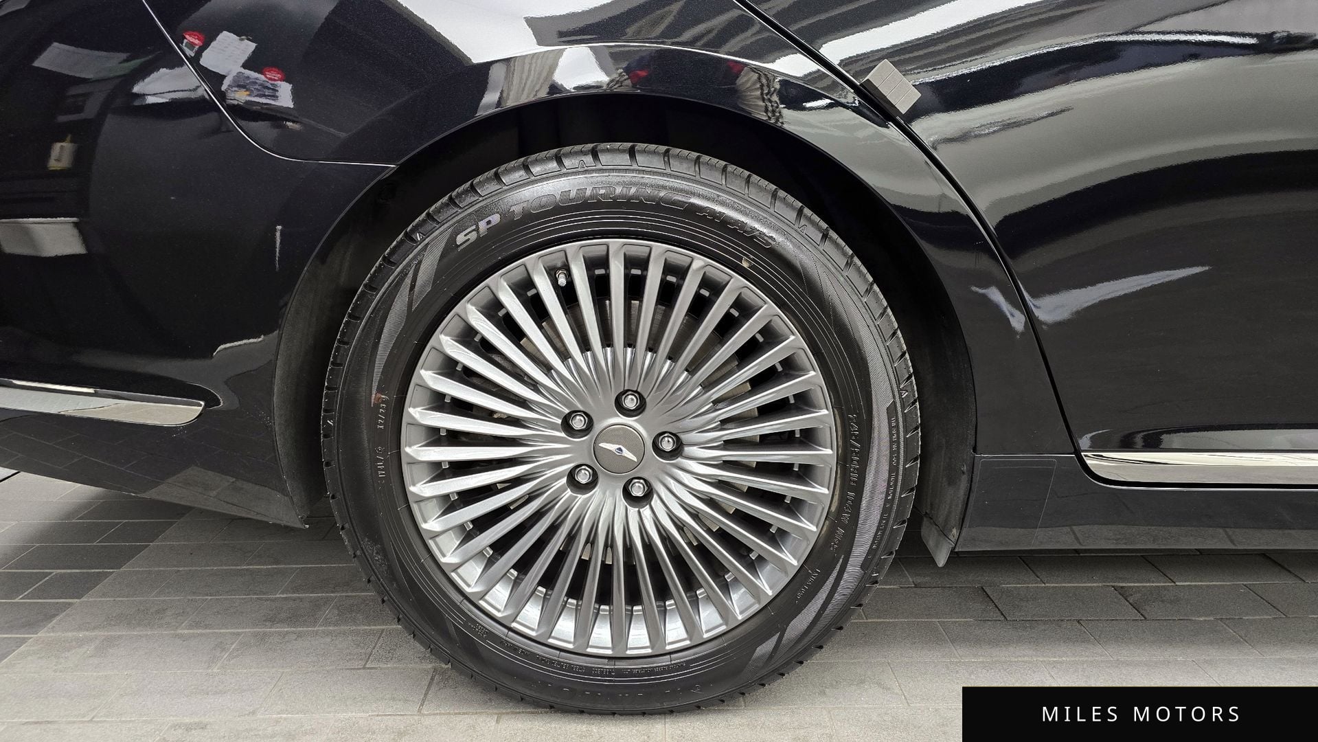 Genesis G90 2021 — миниатюра 5