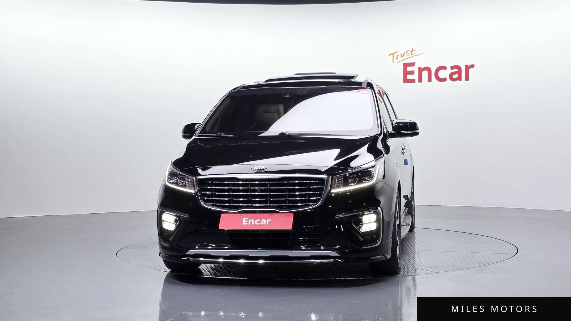 Kia Canival 2019 — миниатюра 3