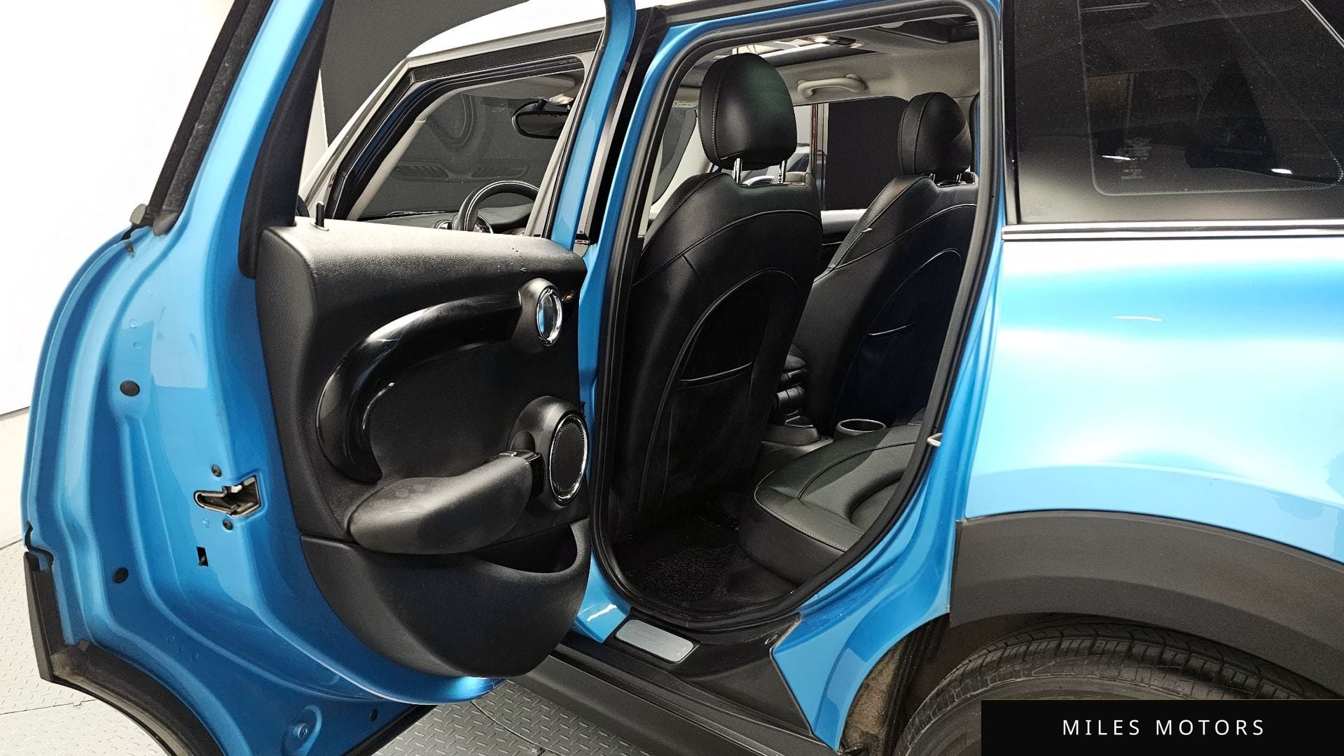 MINI Cooper D 2015 — миниатюра 12