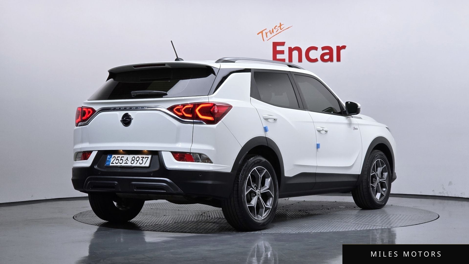 KG Mobility Beautiful Korando 2022 — миниатюра 2