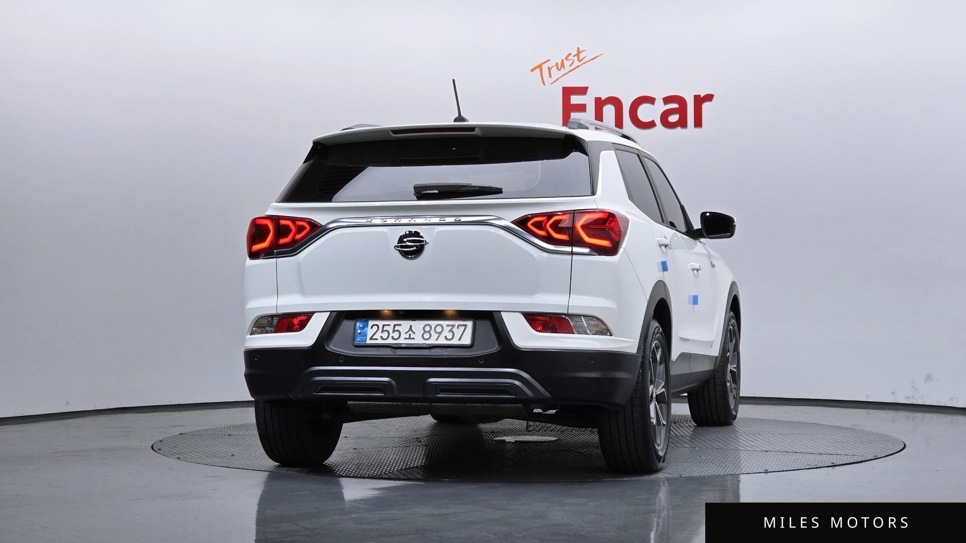 KG Mobility Beautiful Korando 2022 — миниатюра 4