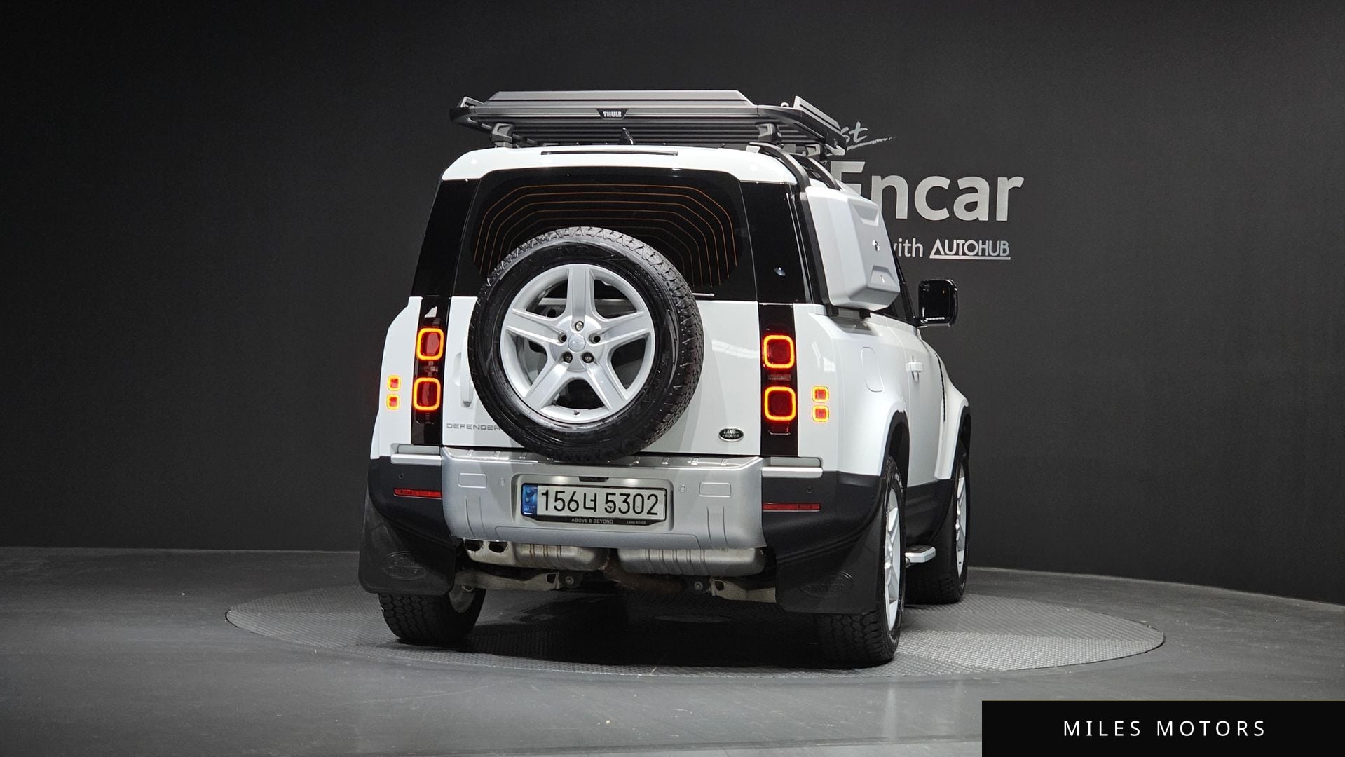 Land Rover Defender 2023 — миниатюра 4