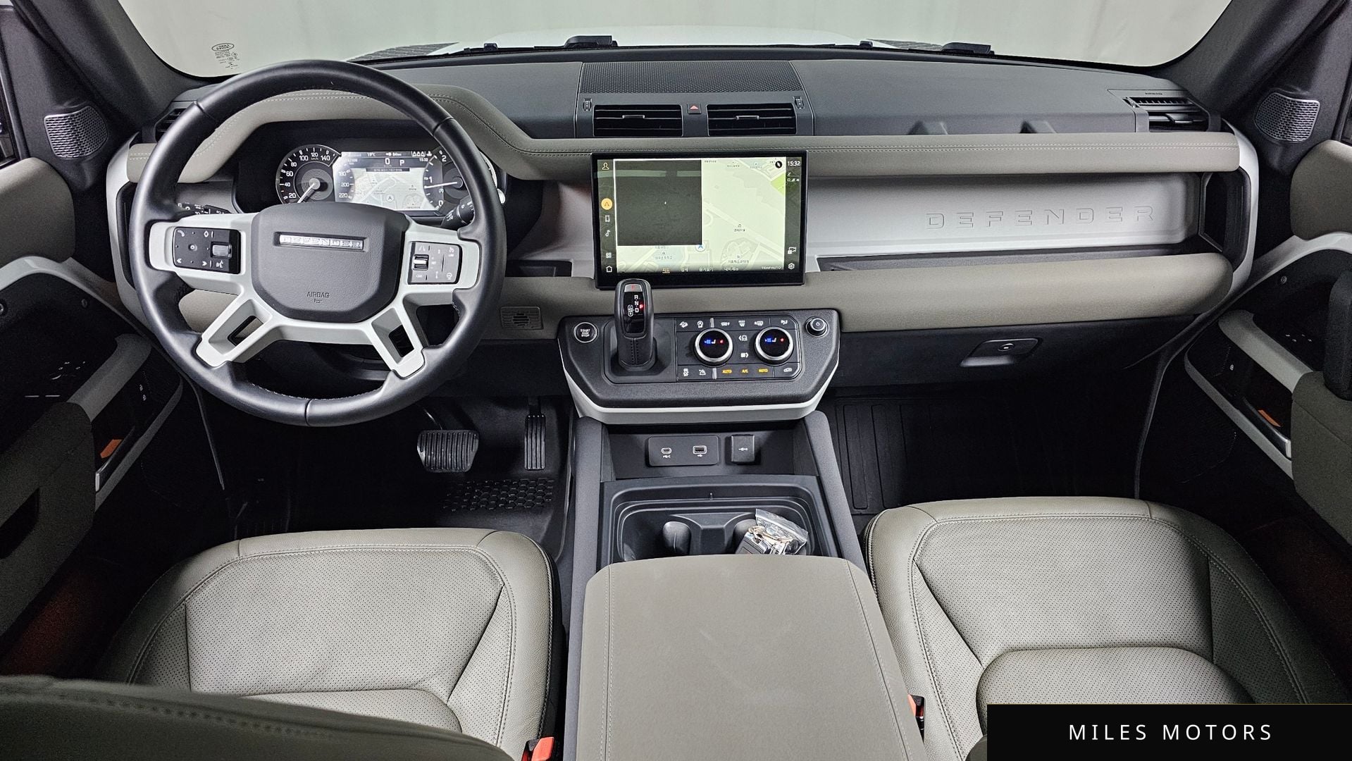 Land Rover Defender 2023 — миниатюра 10