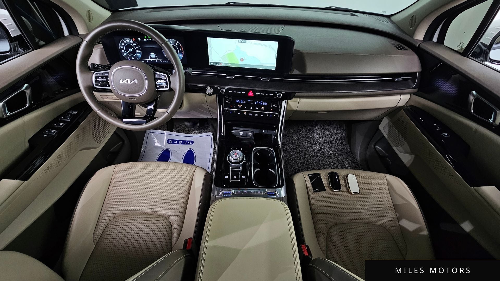 Kia Carnival 2023 — миниатюра 10
