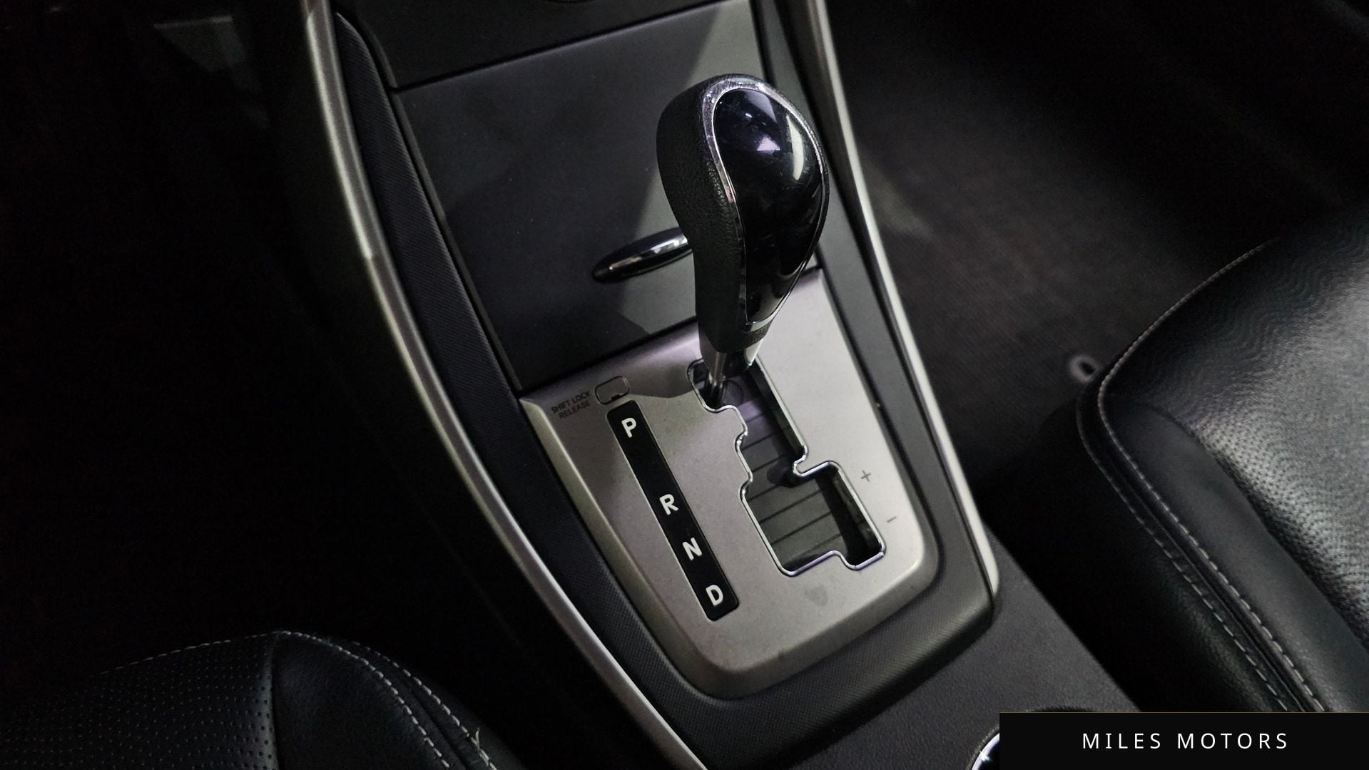 Hyundai AVANTE 2013 — миниатюра 12