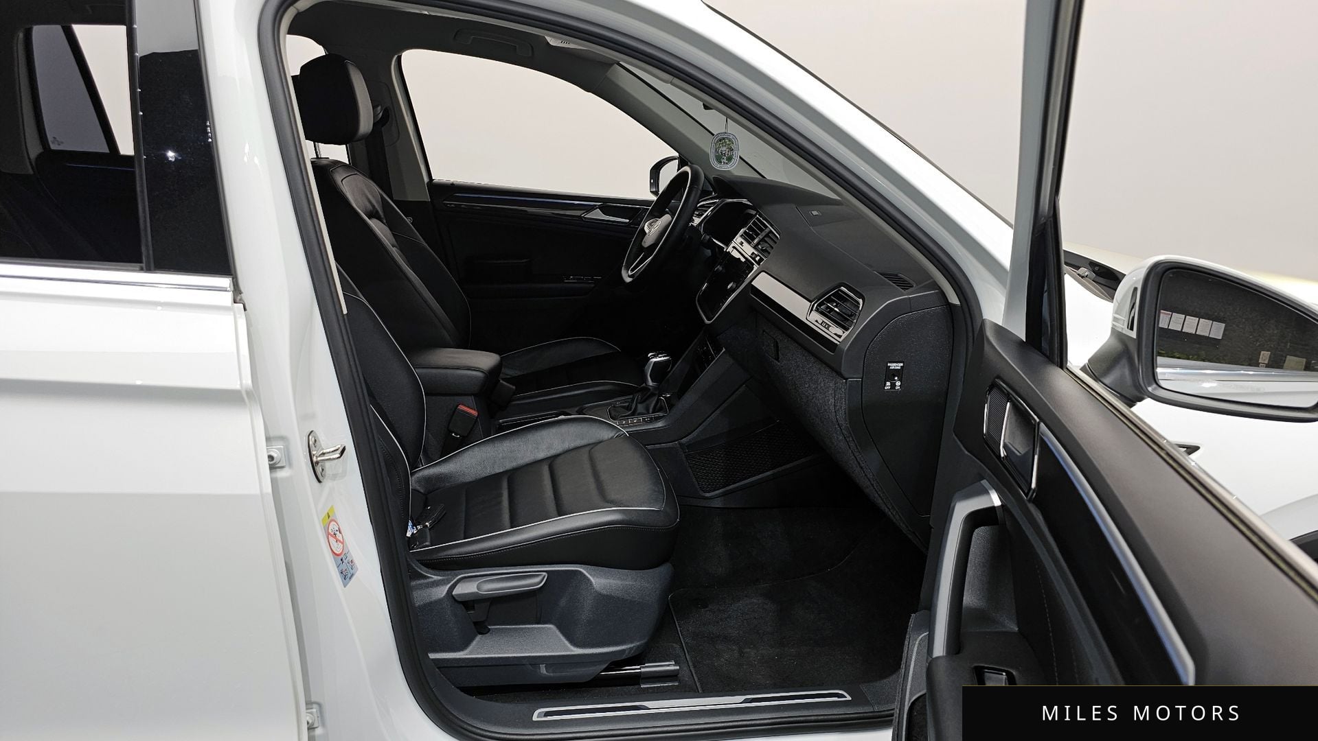 Volkswagen Tiguan 2022 — миниатюра 16
