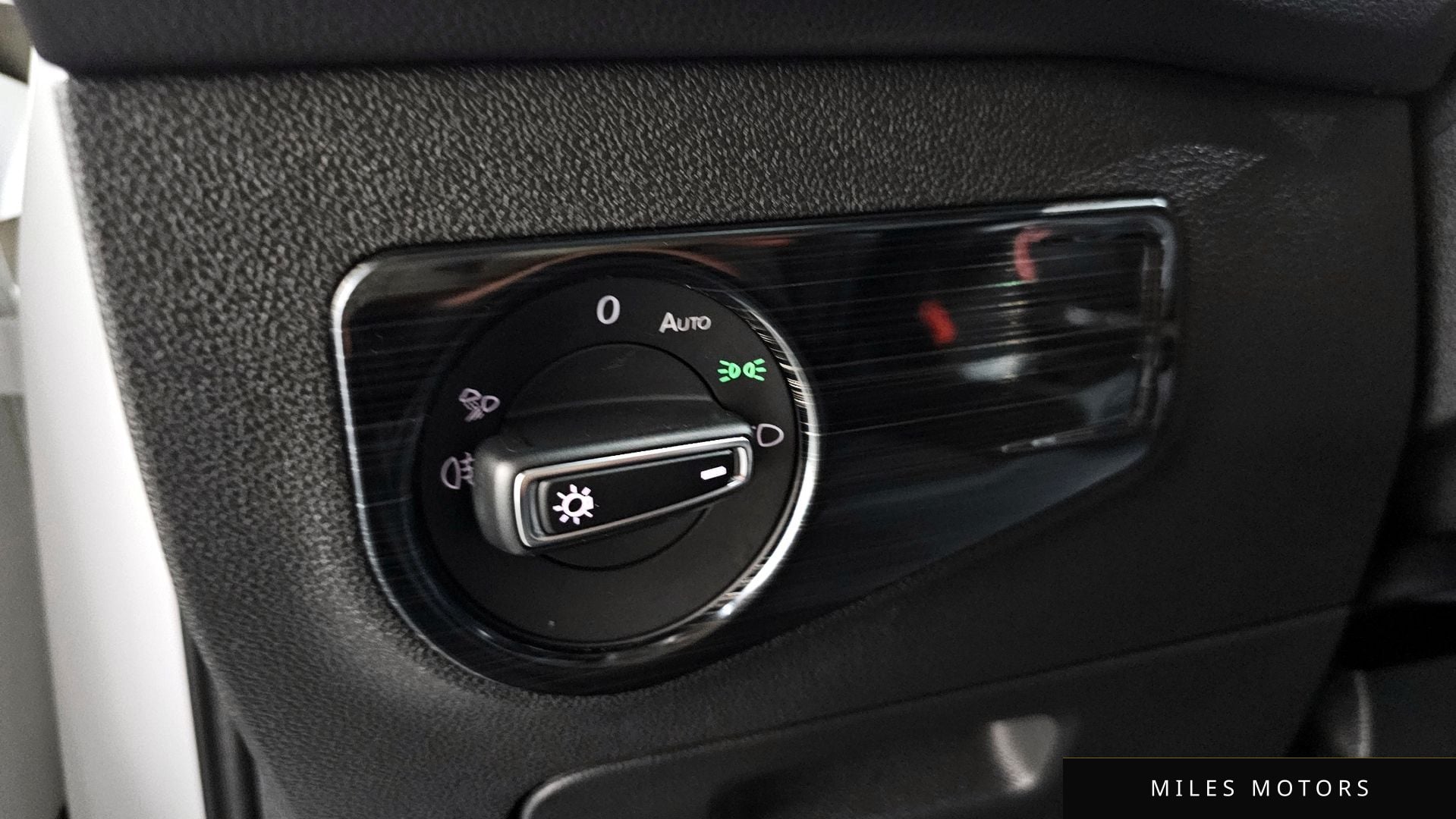 Volkswagen Tiguan 2022 — миниатюра 28