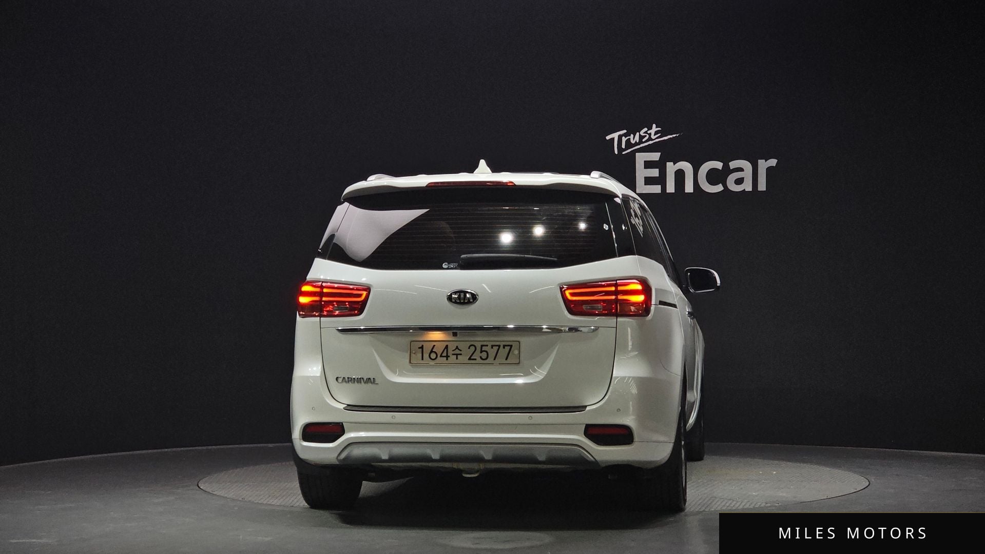 Kia Canival 2019 — миниатюра 4