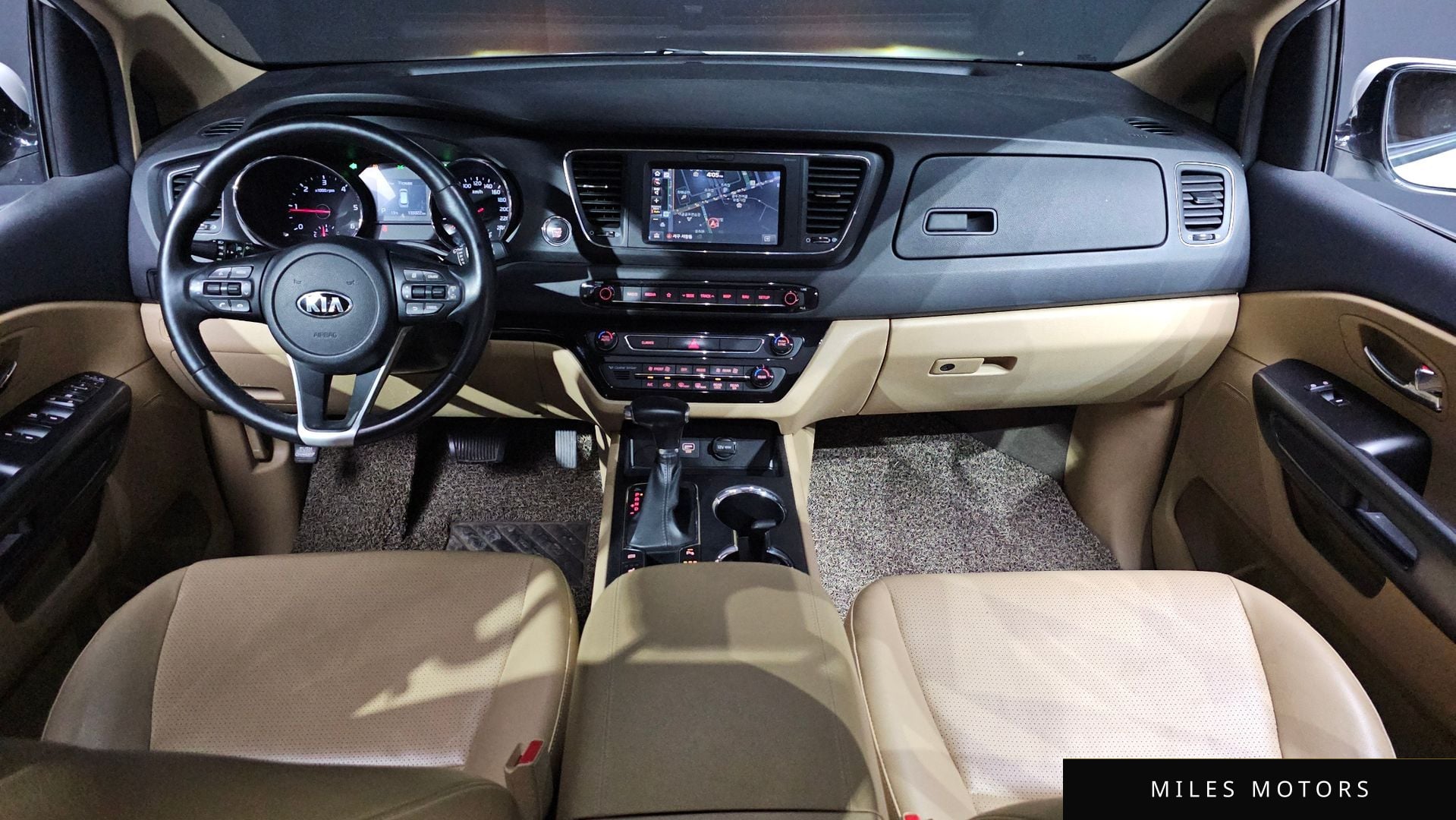 Kia Canival 2019 — миниатюра 10