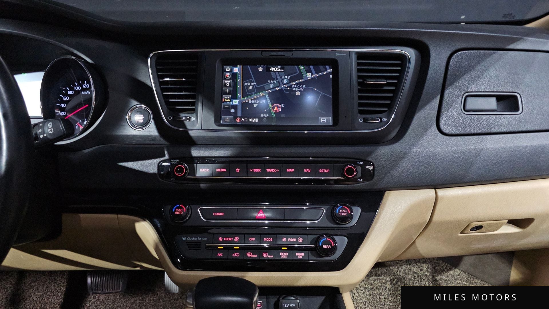 Kia Canival 2019 — миниатюра 19
