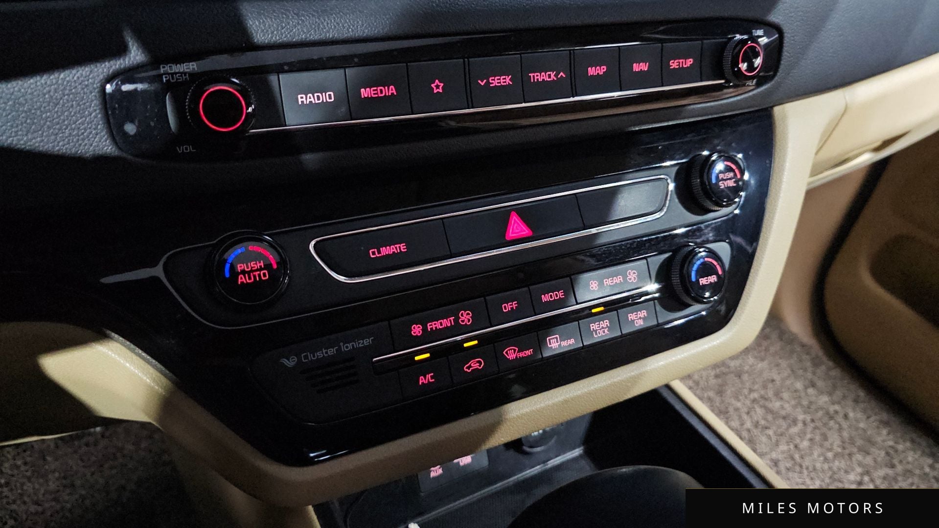 Kia Canival 2019 — миниатюра 31