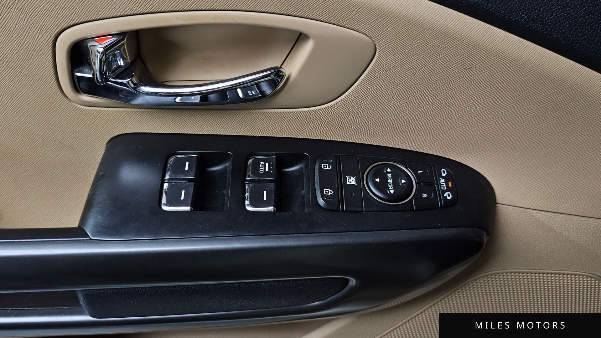 Kia Canival 2019 — миниатюра 35
