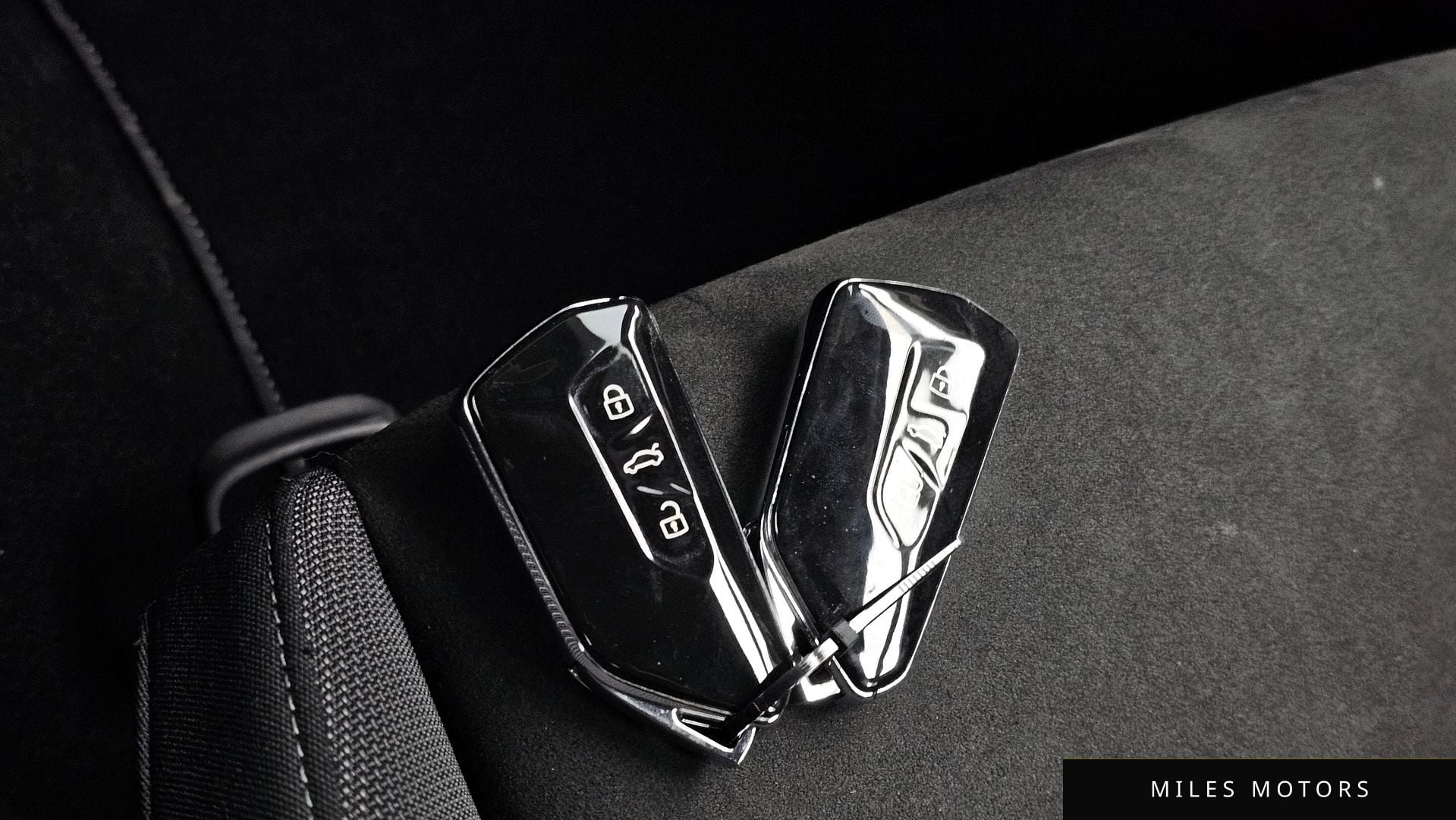 Volkswagen 골프 2023 — миниатюра 31