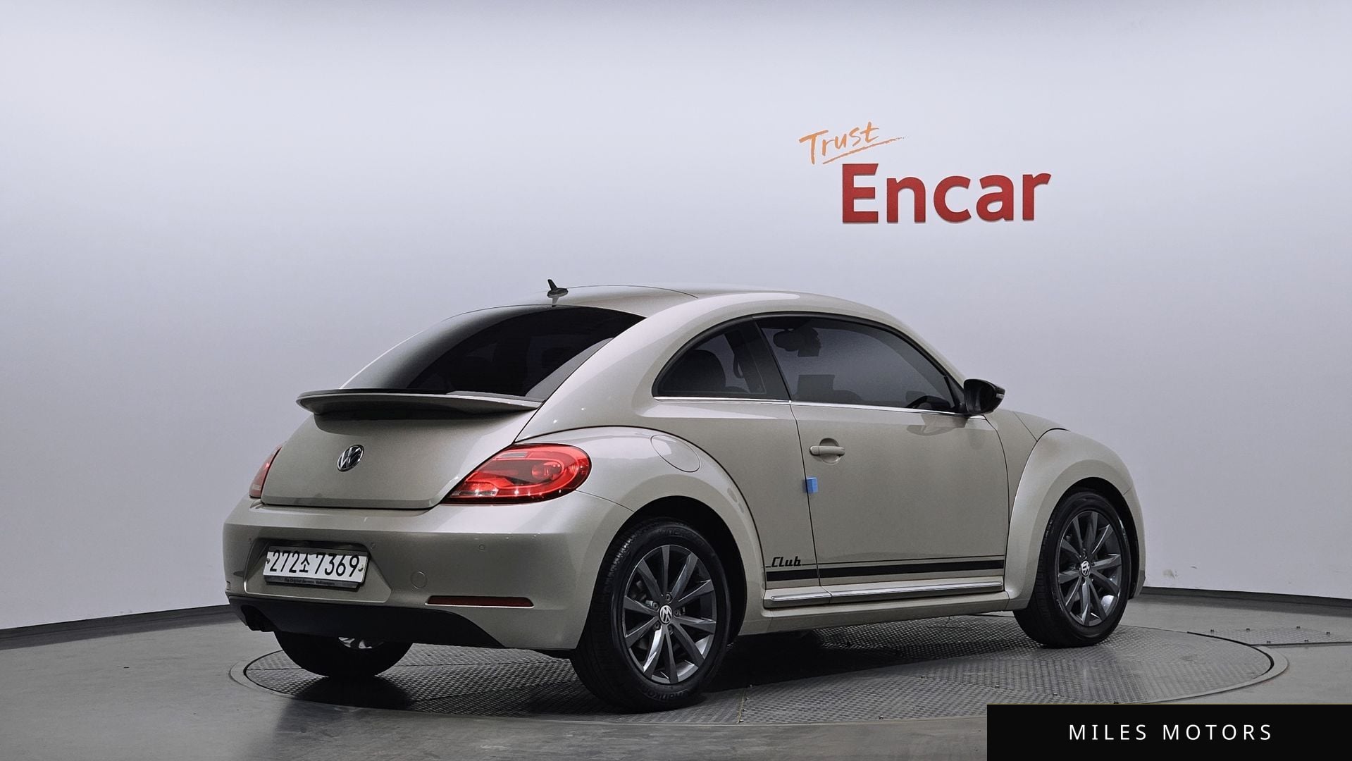 Volkswagen Beetle 2015 — миниатюра 2