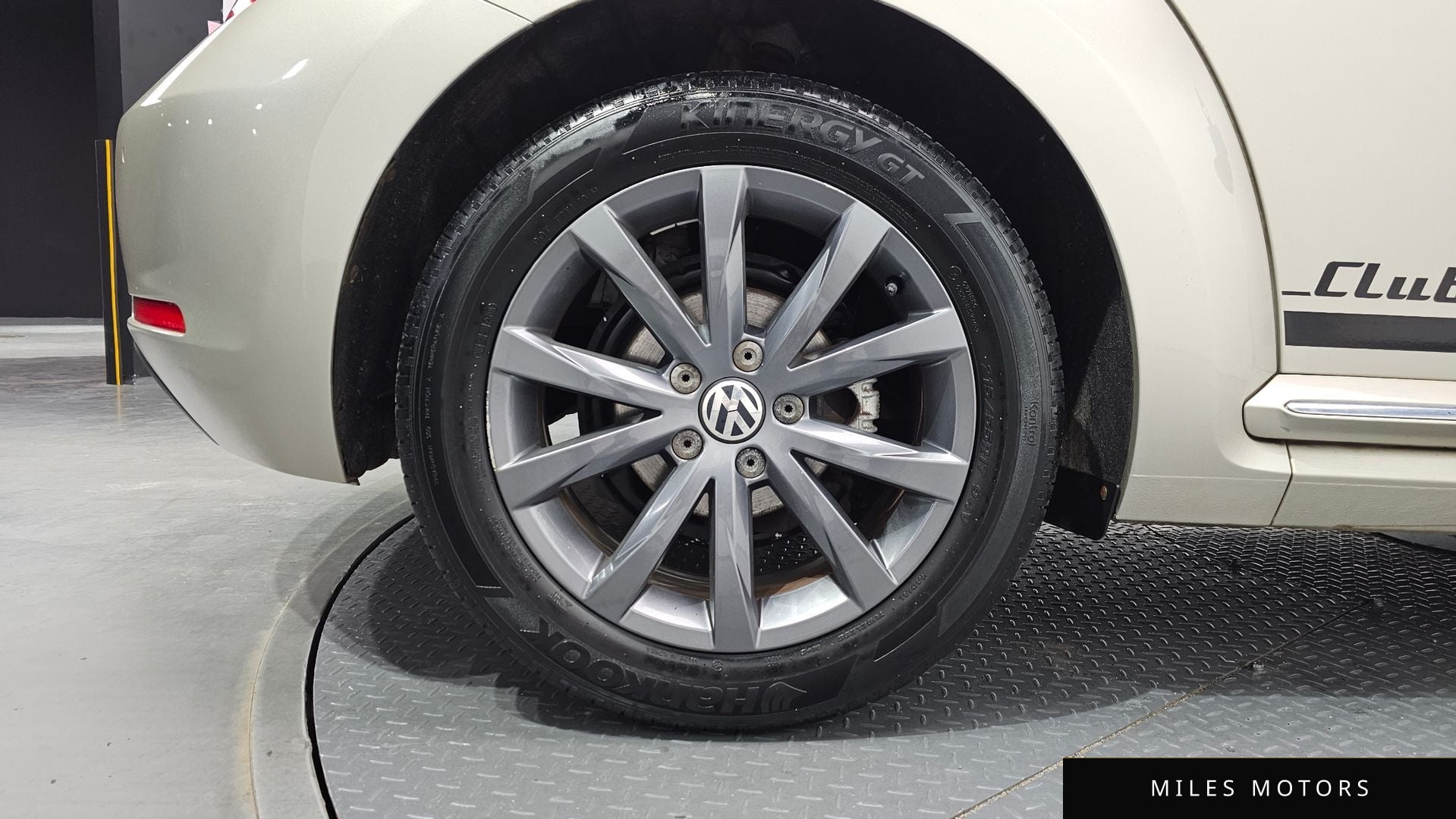 Volkswagen Beetle 2015 — миниатюра 5