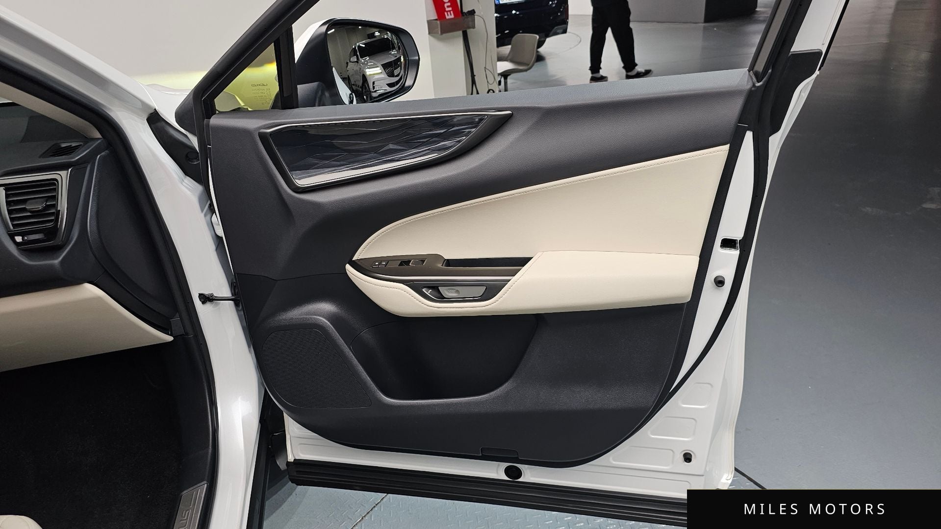 Лексус NX350h 2025 — миниатюра 12