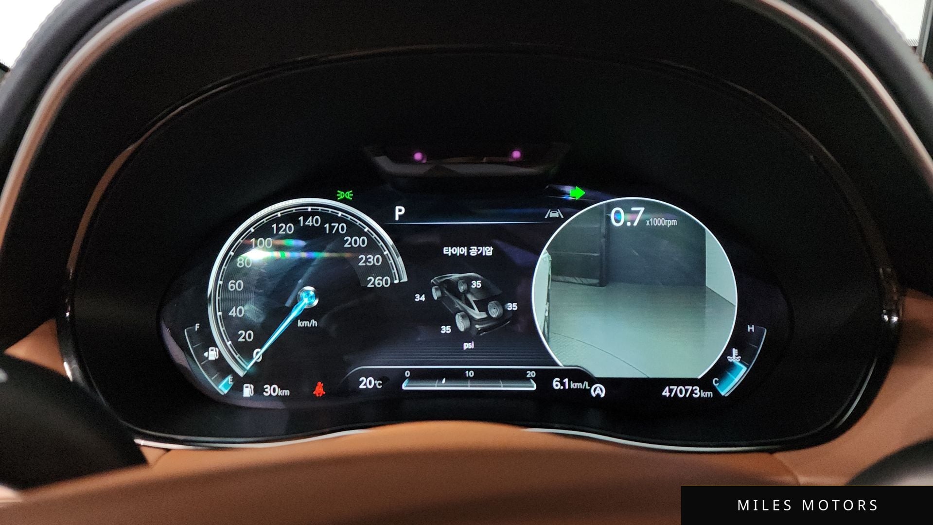 Genesis GV70 2022 — миниатюра 11