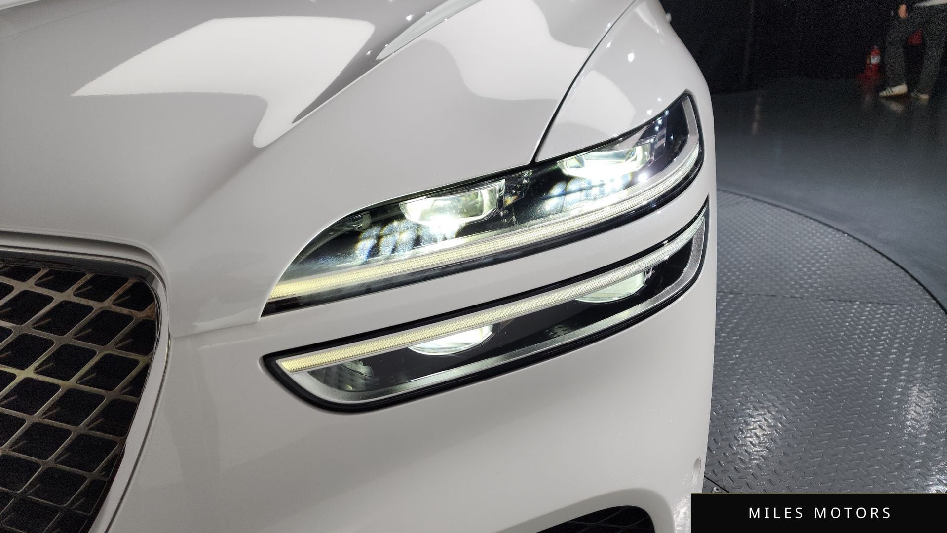 Genesis GV70 2022 — миниатюра 8