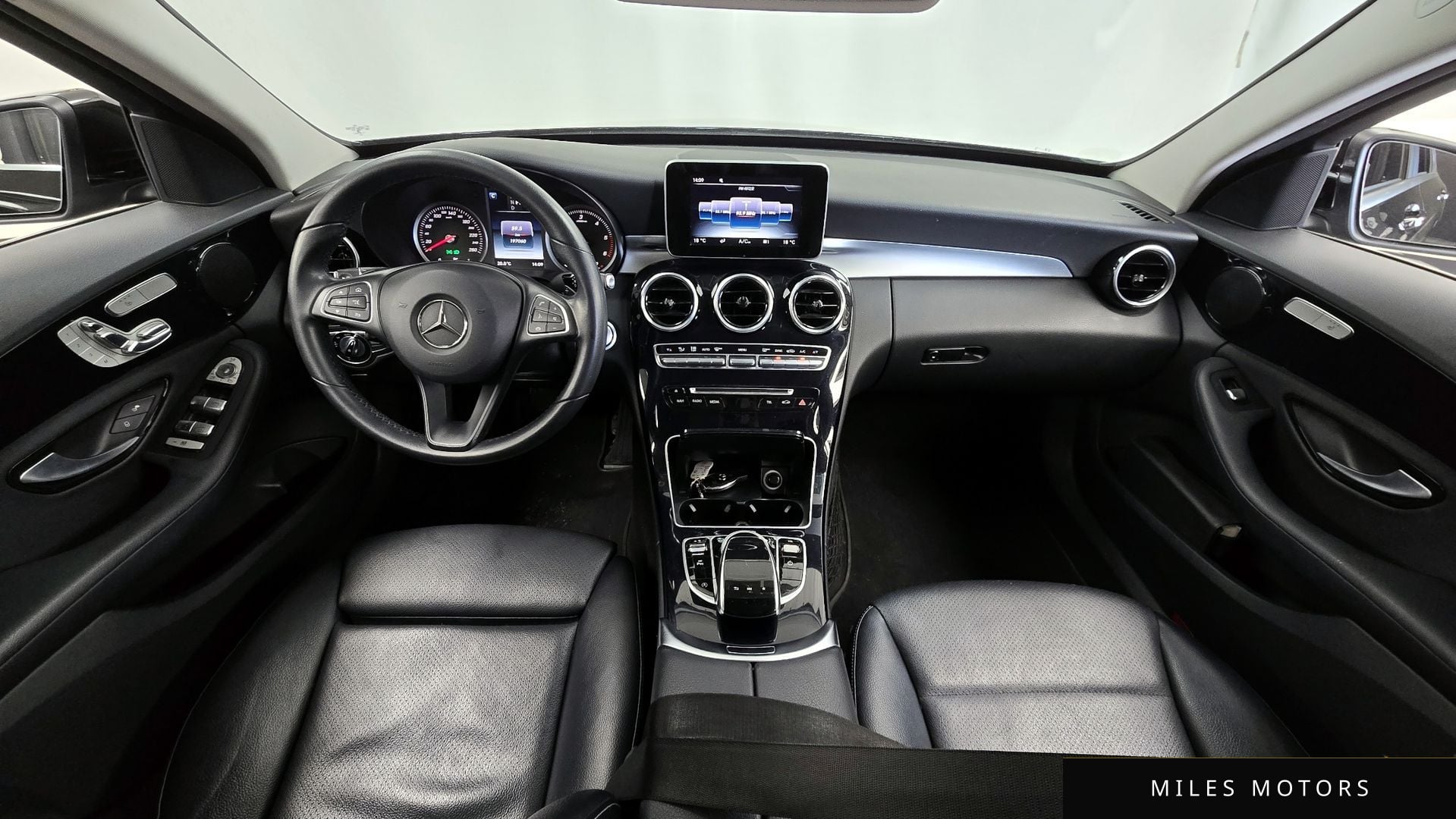 Mercedes-Benz C-Class W205 2017 — миниатюра 7