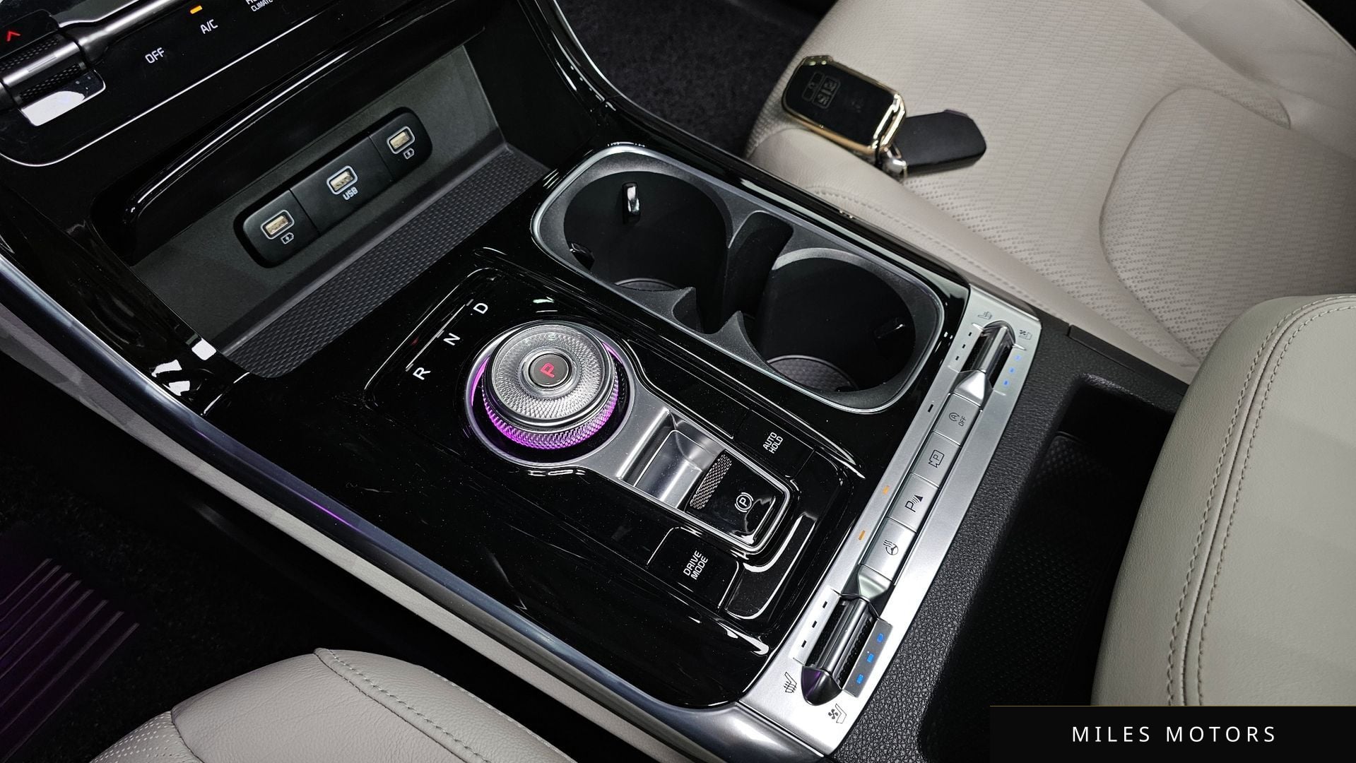 Kia Carnival 2021 — миниатюра 11